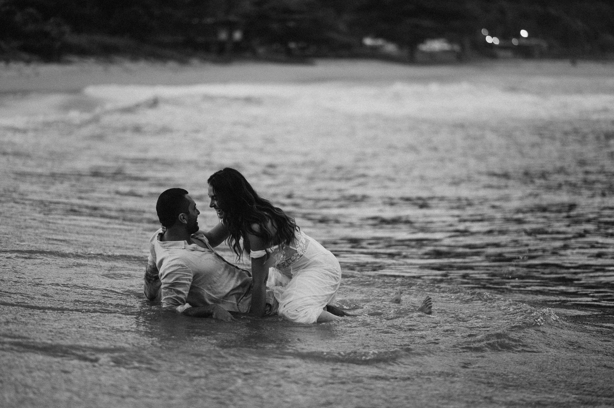 Samantha & Juliano | Ensaio de Casal na Praia de Ubatuba