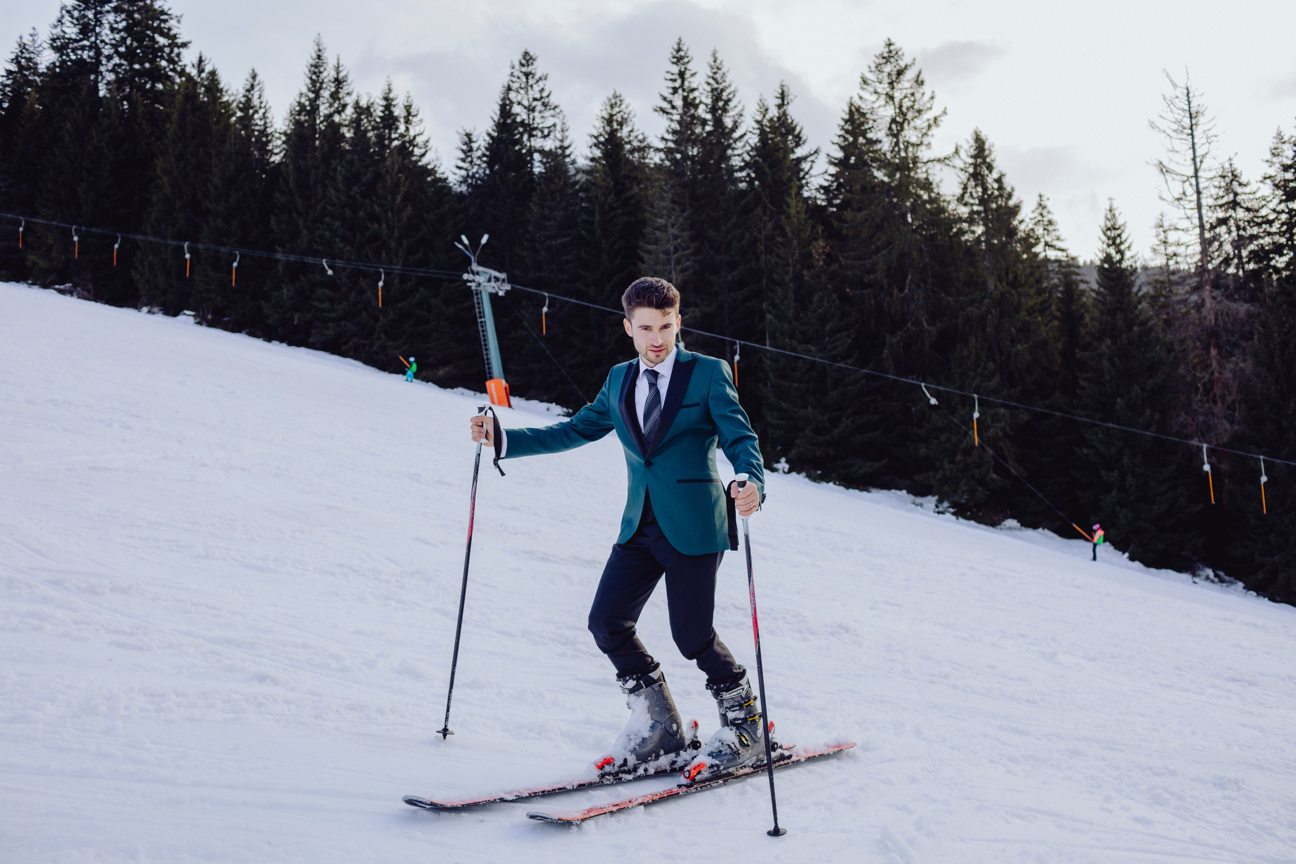 Andrei & Roxana. Wedding & couple photographer from Romania Rut Vetan