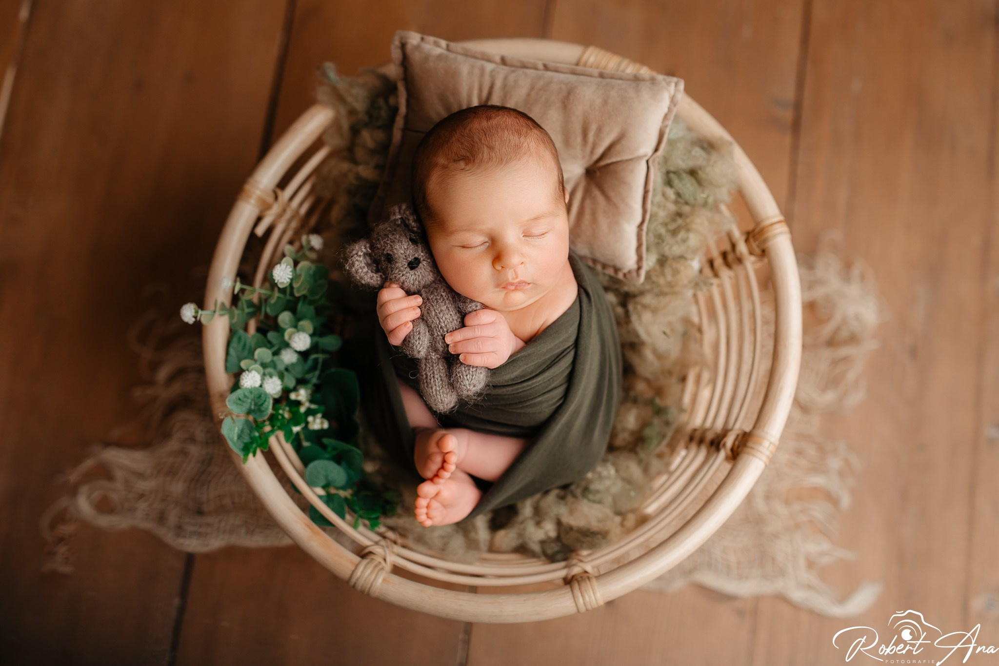Studio Robert Ana Fotografie. Robert Blaj - Fotograf Nuntă Iași
