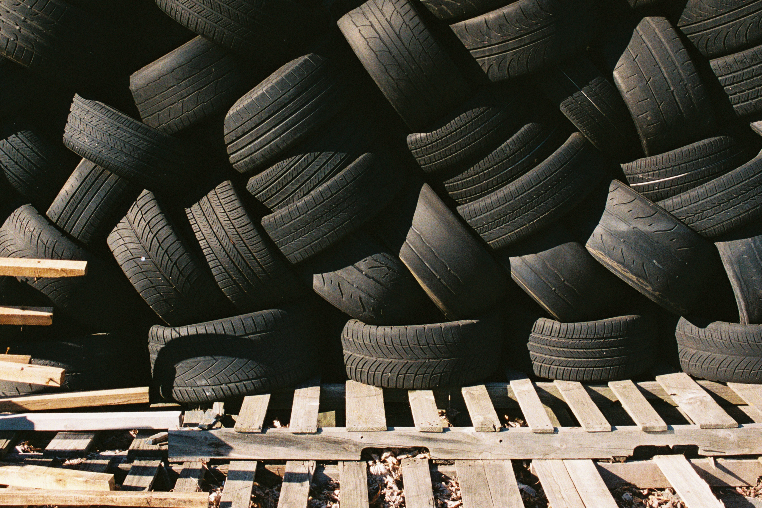 STREET AND LIFESTYLE. 35mm Photography by Brad Zgonena based in Chicago, IL