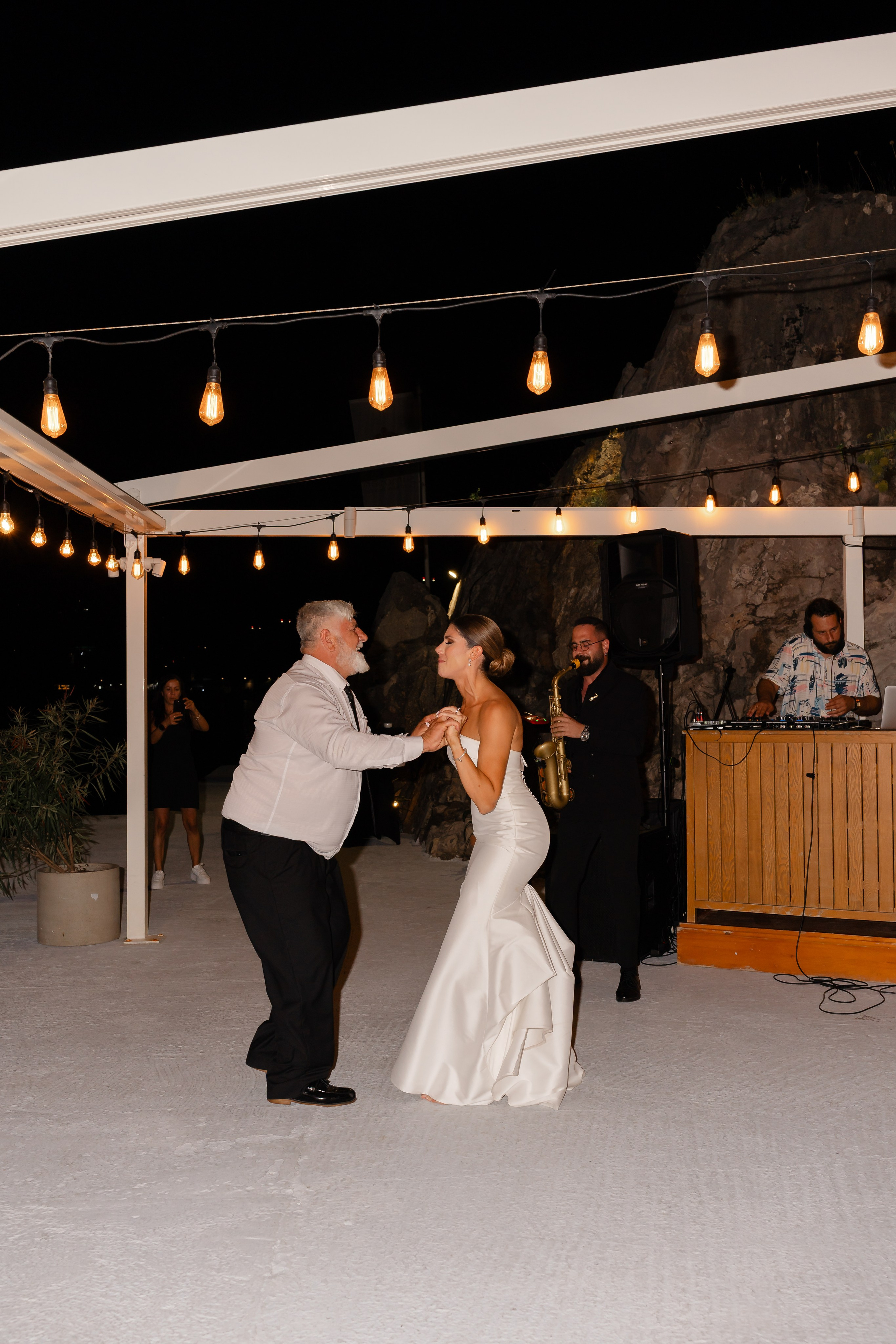 M&J. Victoria Olonen – Cinematic Portrait Artist | Helsinki & Europe