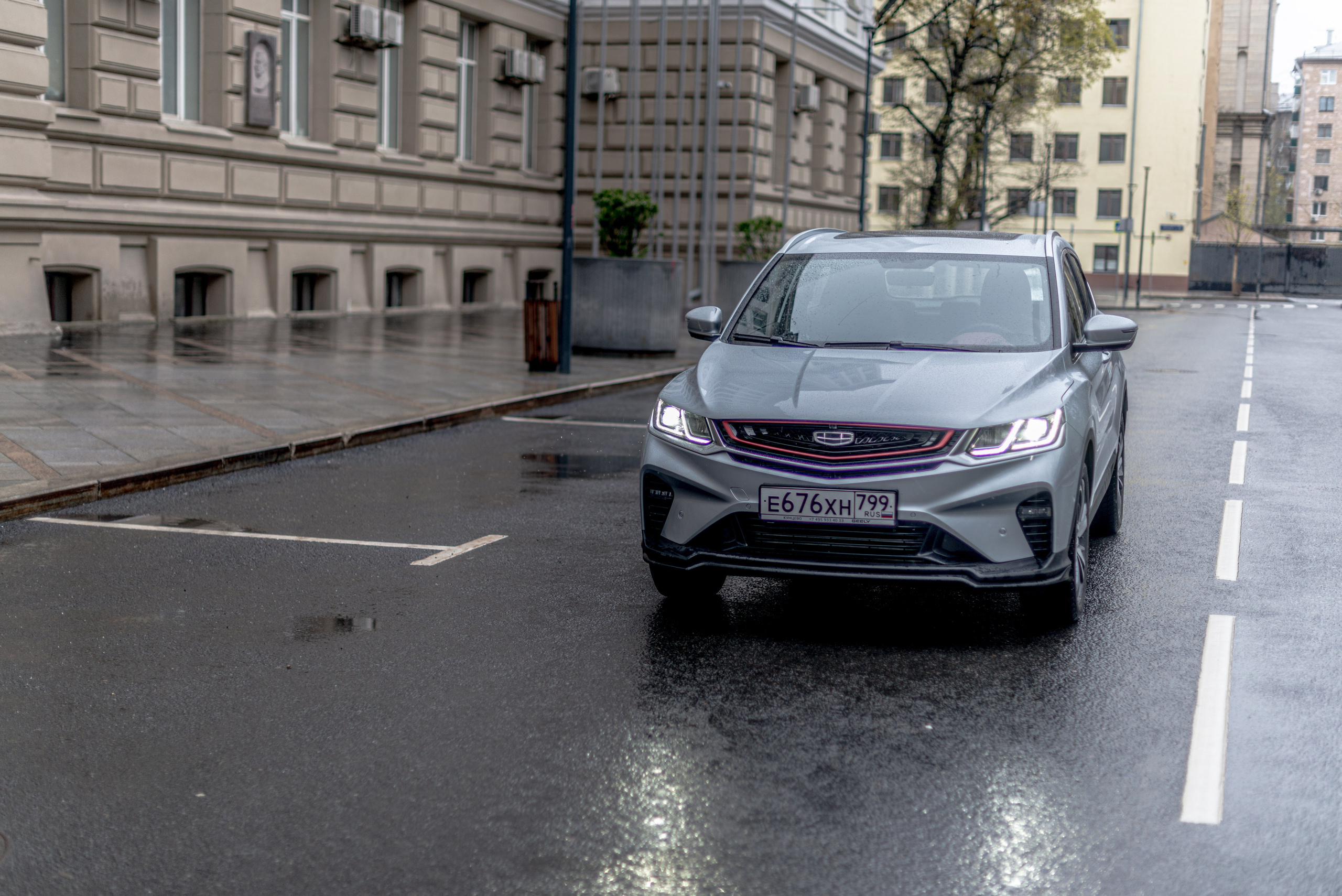 Фотосъемка автомобиля Geely Coolray. ФОТОГРАФ МЕКСИКА КИНТАНА-РОО