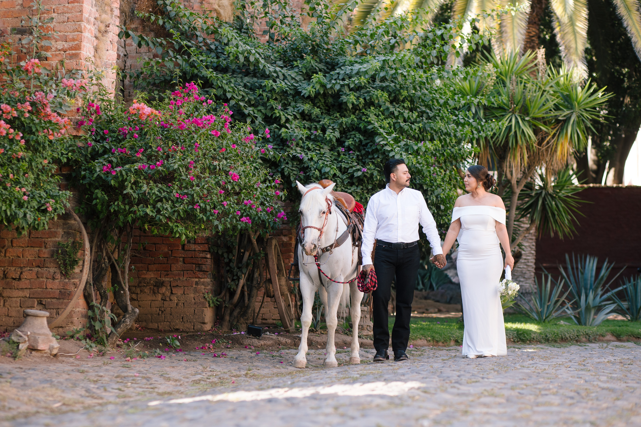Casual. Wedding Photographer Ruth Preciado