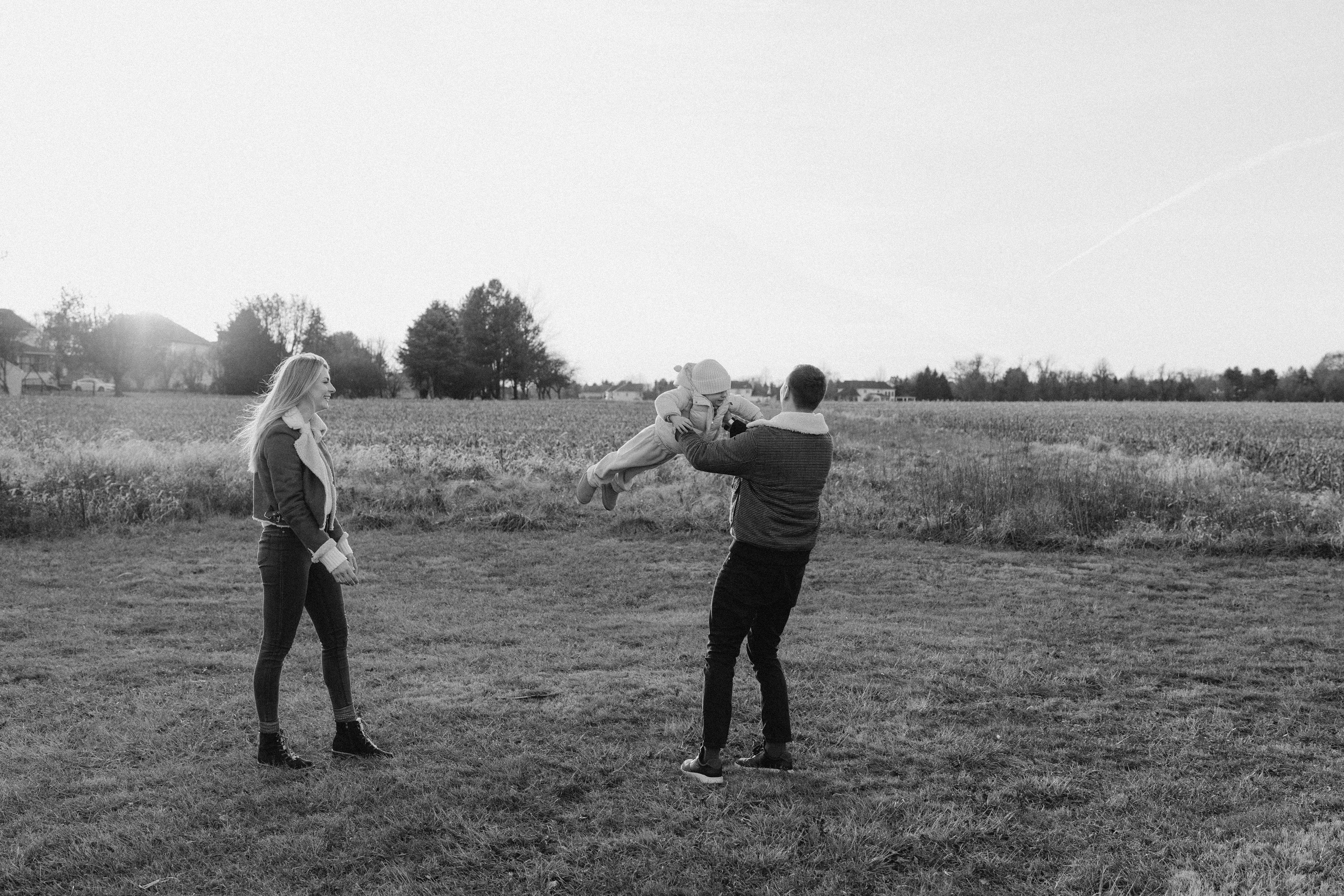Christmas Farm Photography – Festive & Cozy Memories. Alisa Tant — Family and newborn photographer Bucks County, Montgomery county, Philadelphia, NJ