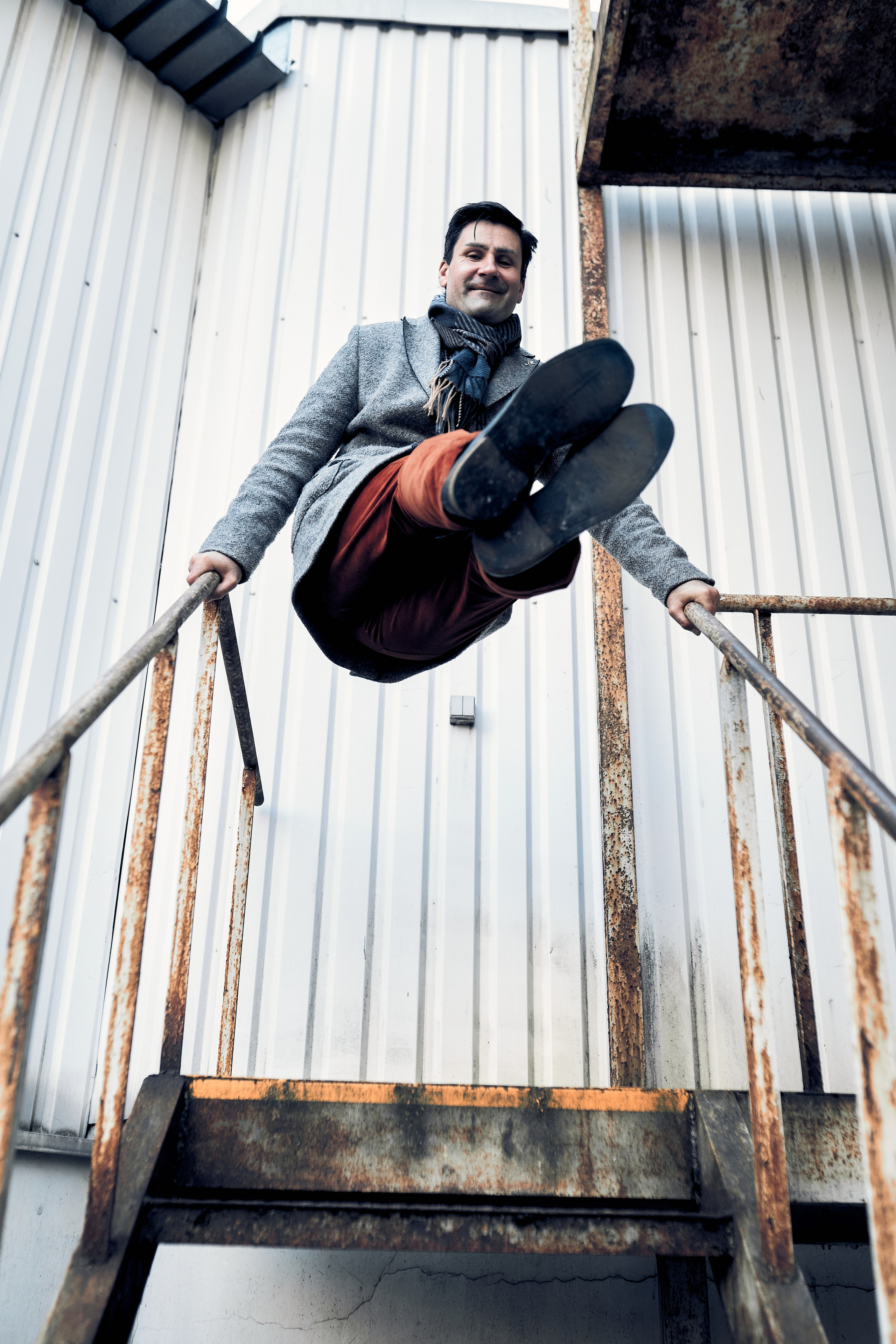 Portrait photographer in Riga. Photographer in Doha, Qatar