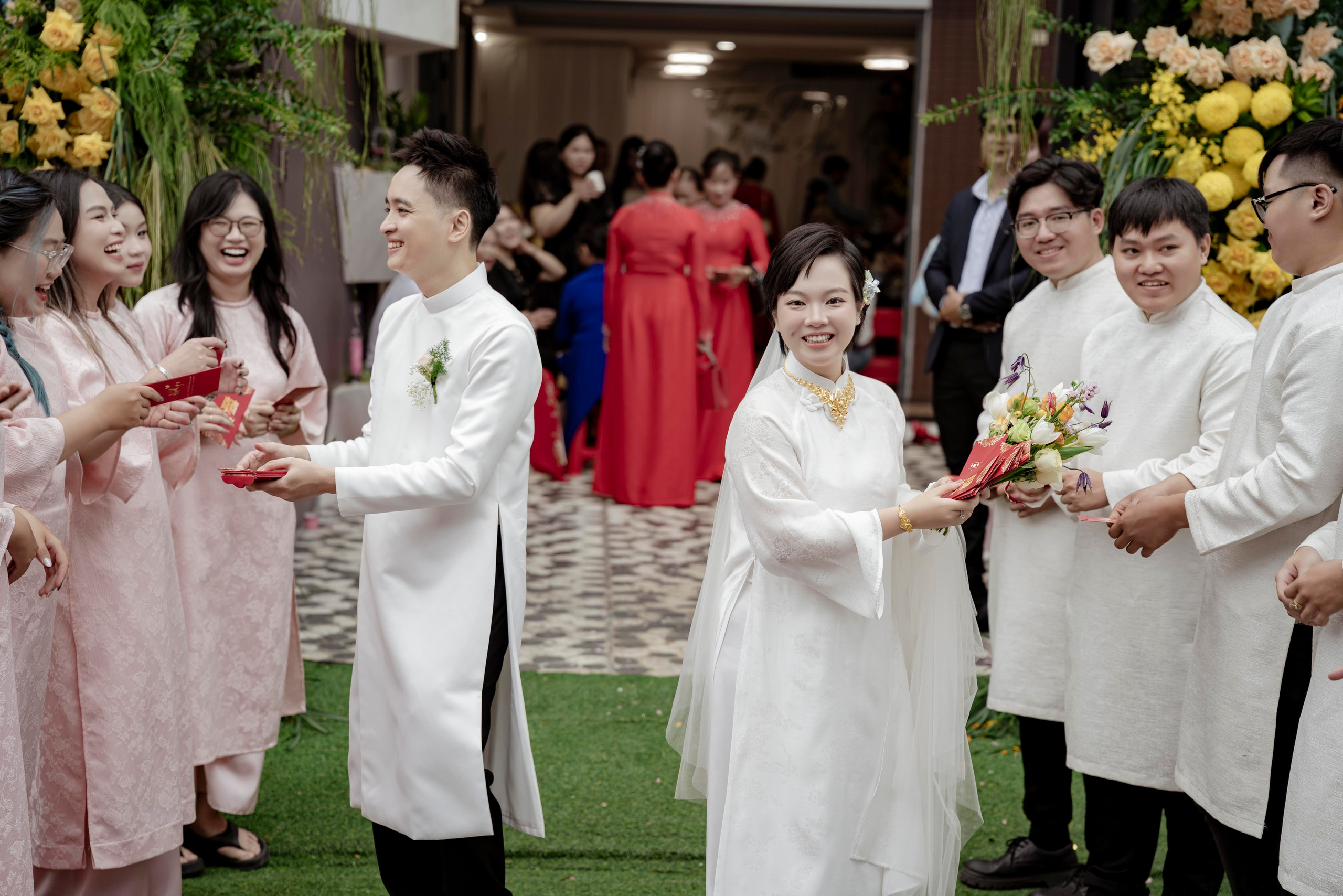 JOE & MIA. WEDDING PHOTOGRAPHER IN VIETNAM