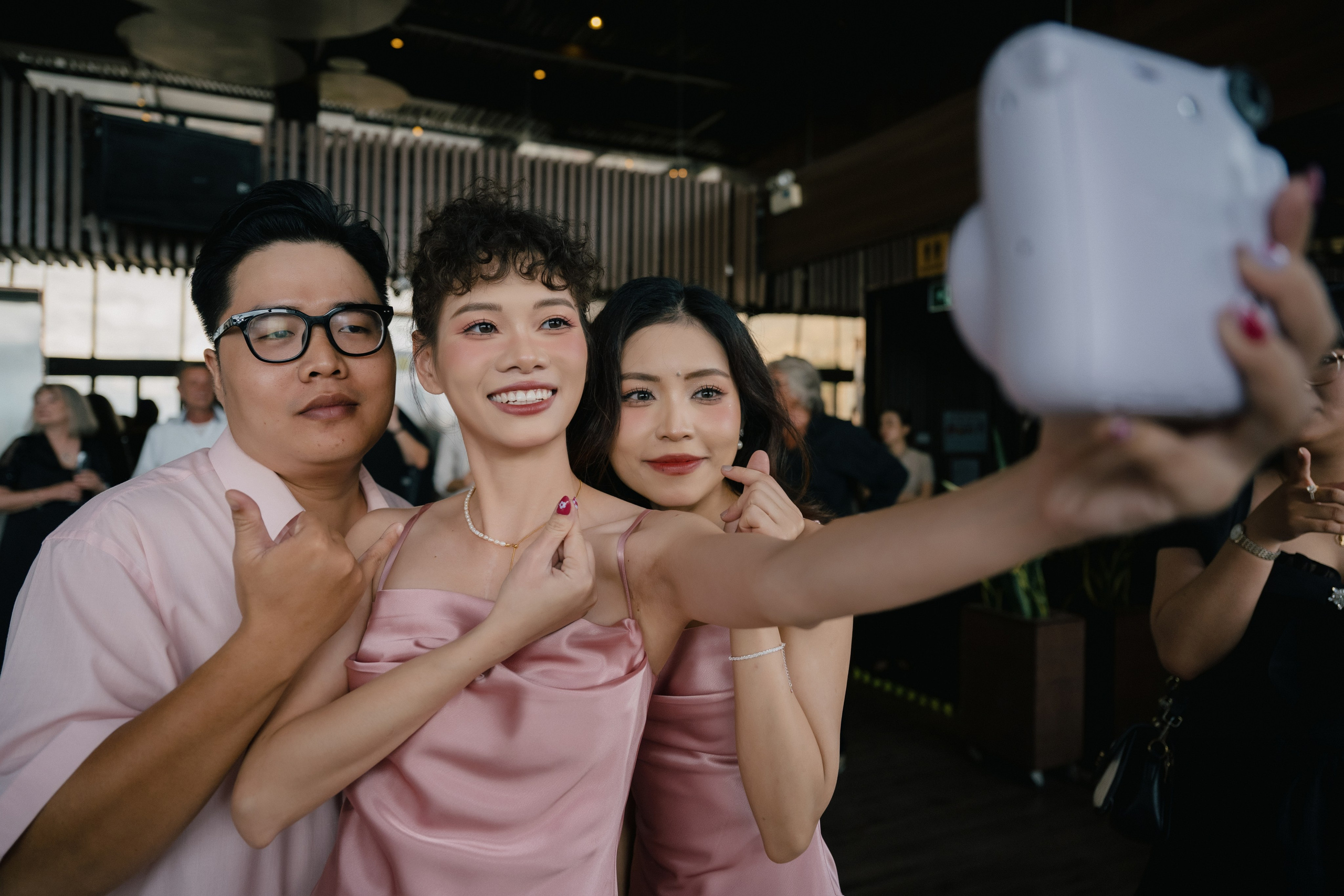 D & K / Wedding Journalism. Nhiếp ảnh gia đám cưới hàng đầu tại Thành Phố Hồ Chí Minh