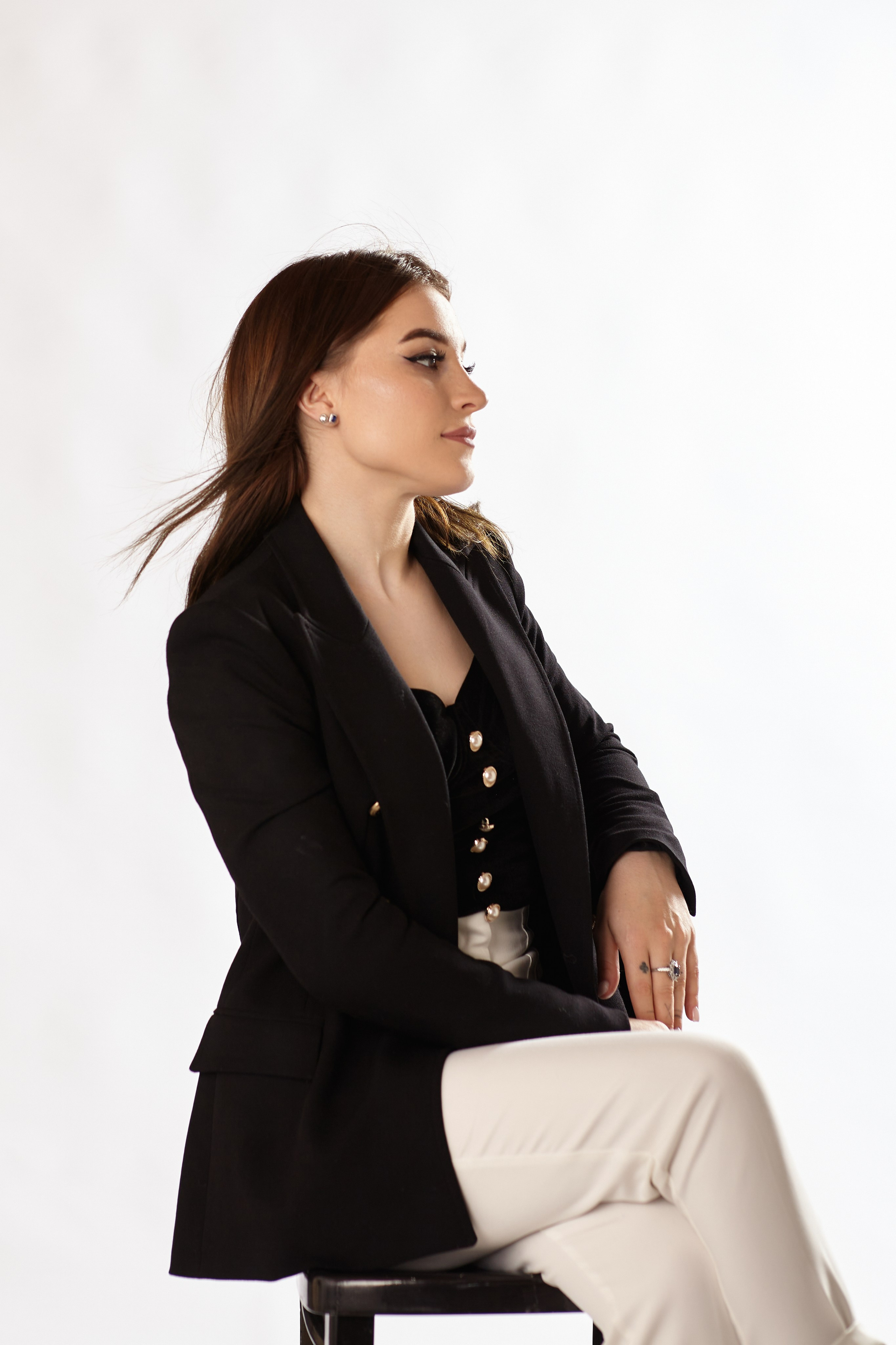 Haarpflege. Dmitrii Lukinykh | Visuelles Storytelling & Cinematische Fotografie in Hamburg