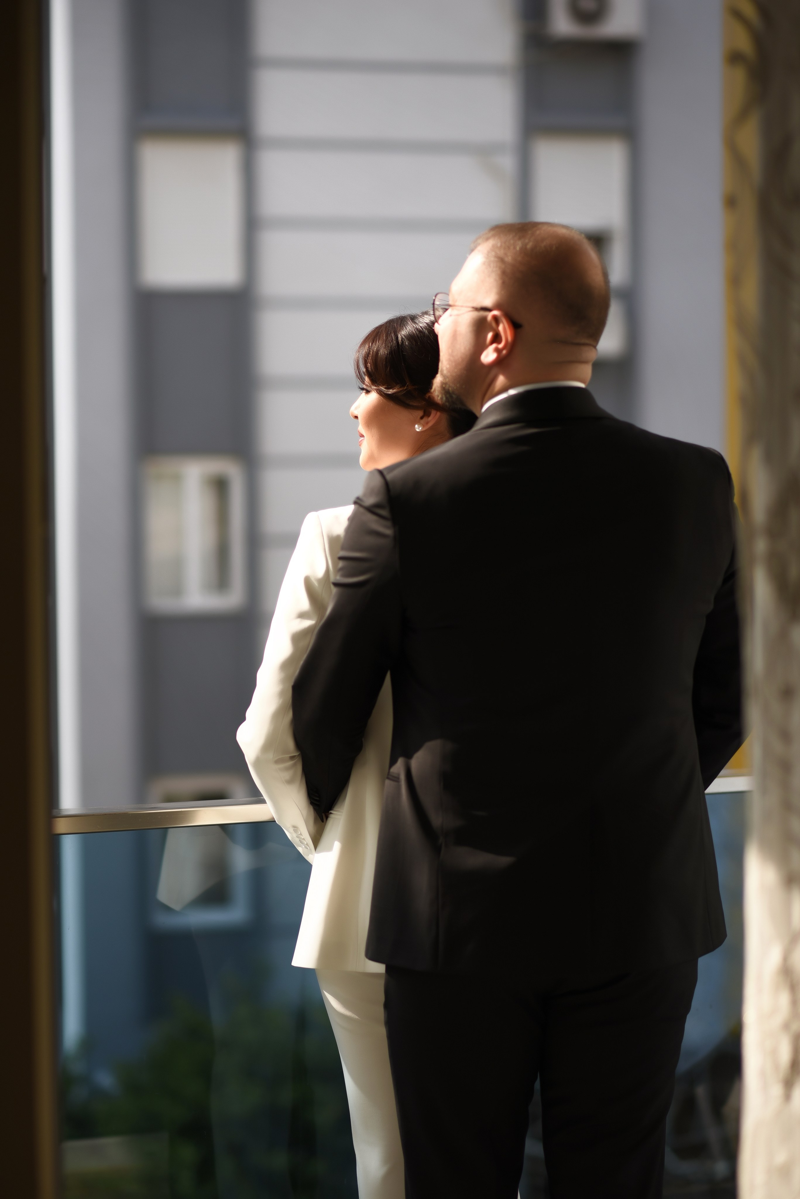 Профессиональный свадебный фотограф в Анталии. Свадебные фотосессии на море, в отелях и ресторанах Турции. Живые эмоции, стильные портреты, настоящая love story и тёплые кадры, которые остаются ценными спустя годы.