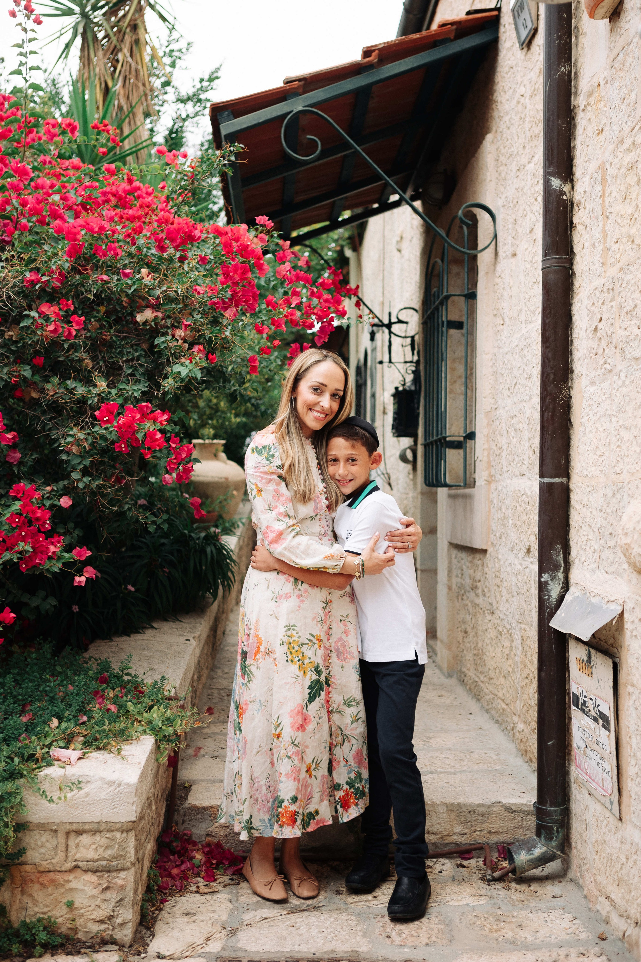 BIG FAMILY IN YAMIN MOSHE. Https://shi-photo.com/