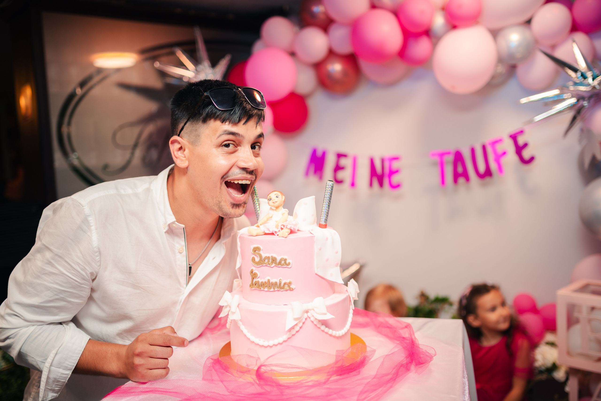 Micuta Sara-Lavinia. Fotograf de nuntă în Germania