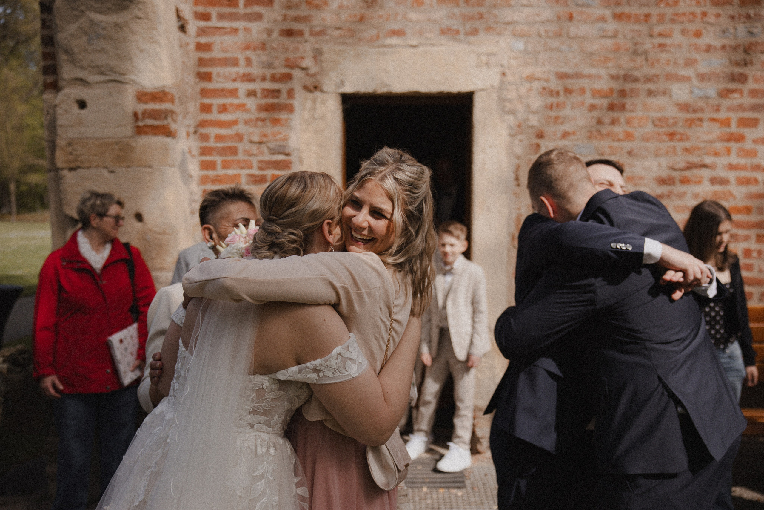 Lorena & Jan l Schloss Sythen. Hochzeitsfotografin Bochum | Halyna Reiche Fotografie NRW