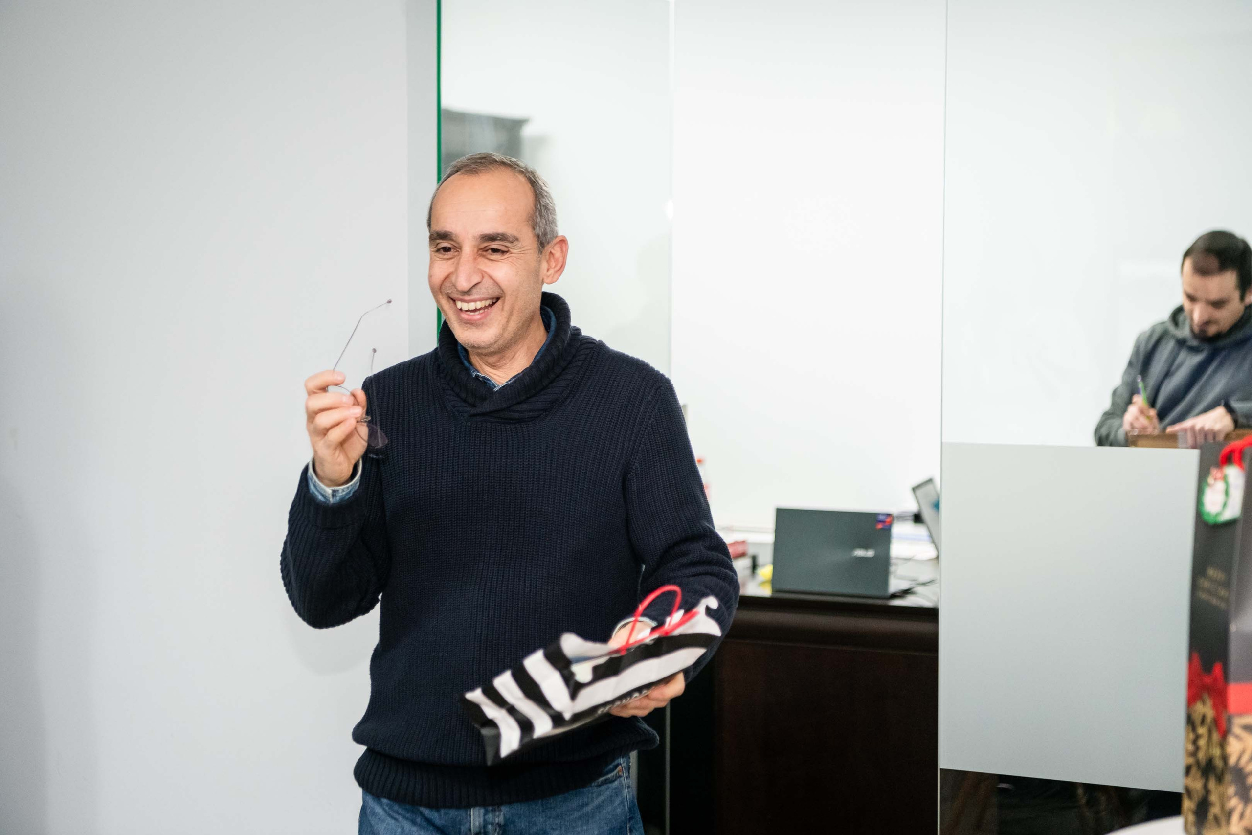 Petreceri corporate. Mugurel anghel