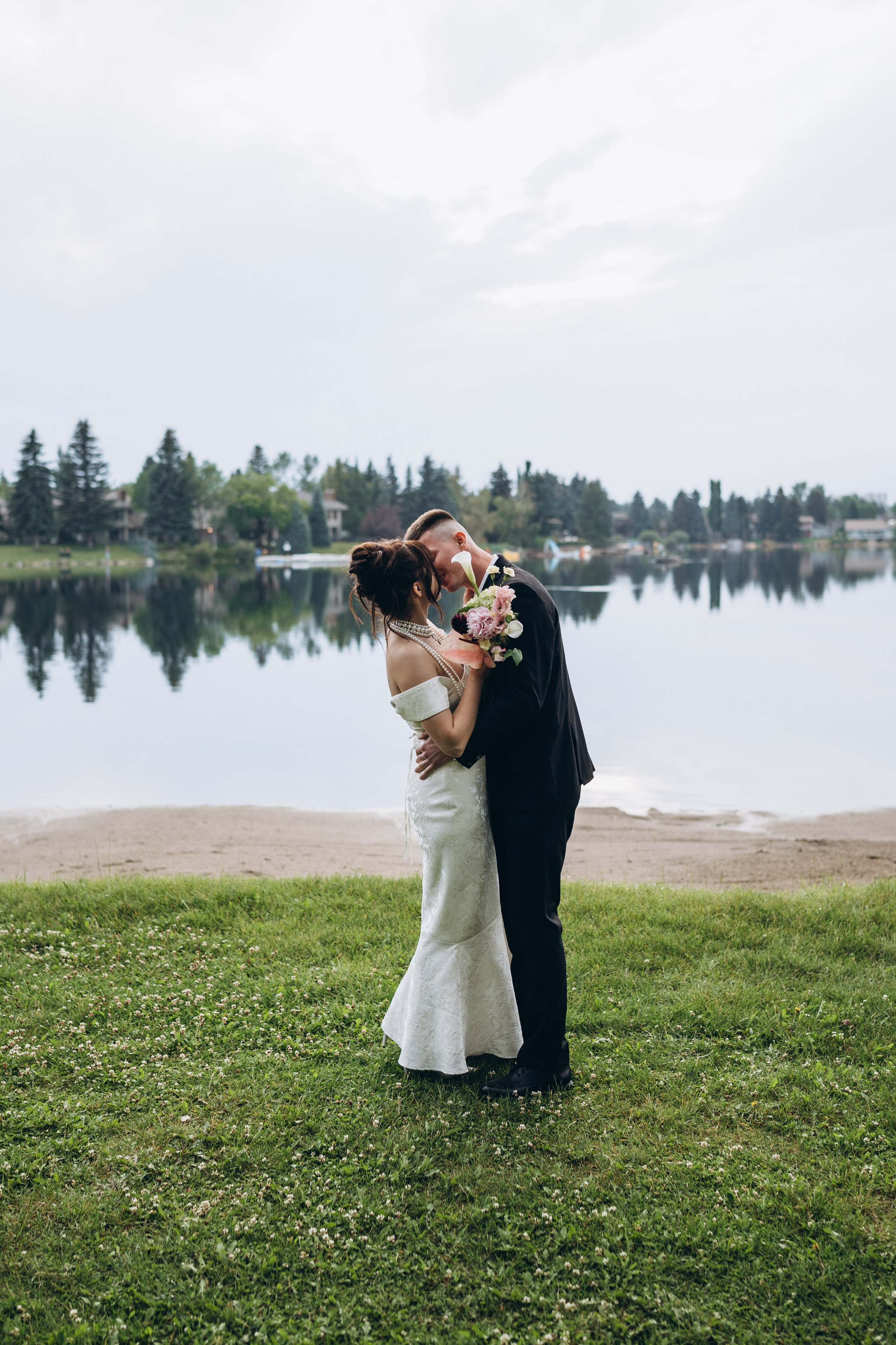 Olena & Danylo. Calgary Wedding & Lifestyle Photographer — Yevhen Polishchuk