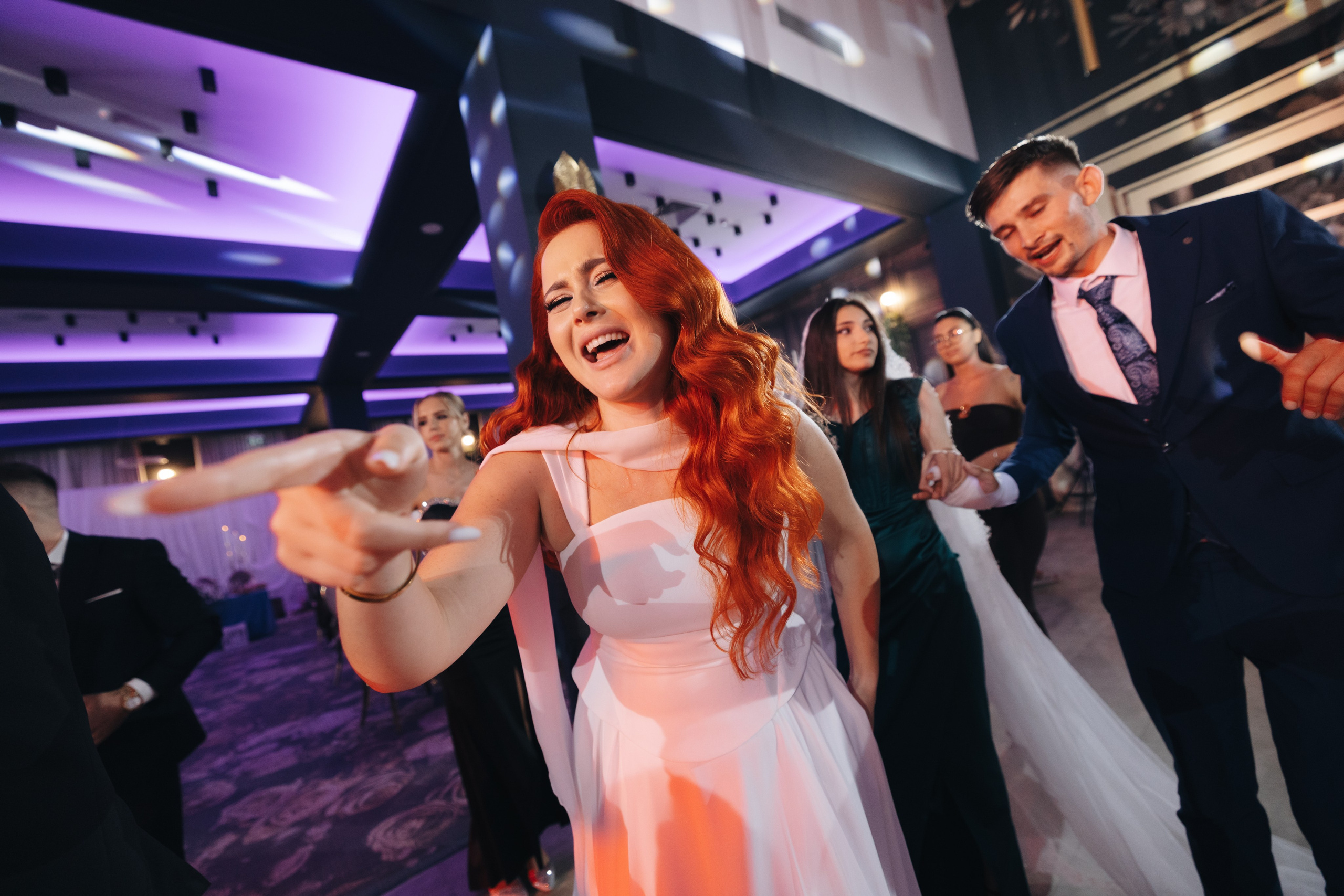 Victoria & Andrei | Unforgettable Moments. Ovidiu DRON Photographer — Fotograf de Nuntă și Evenimente în Suceava, România