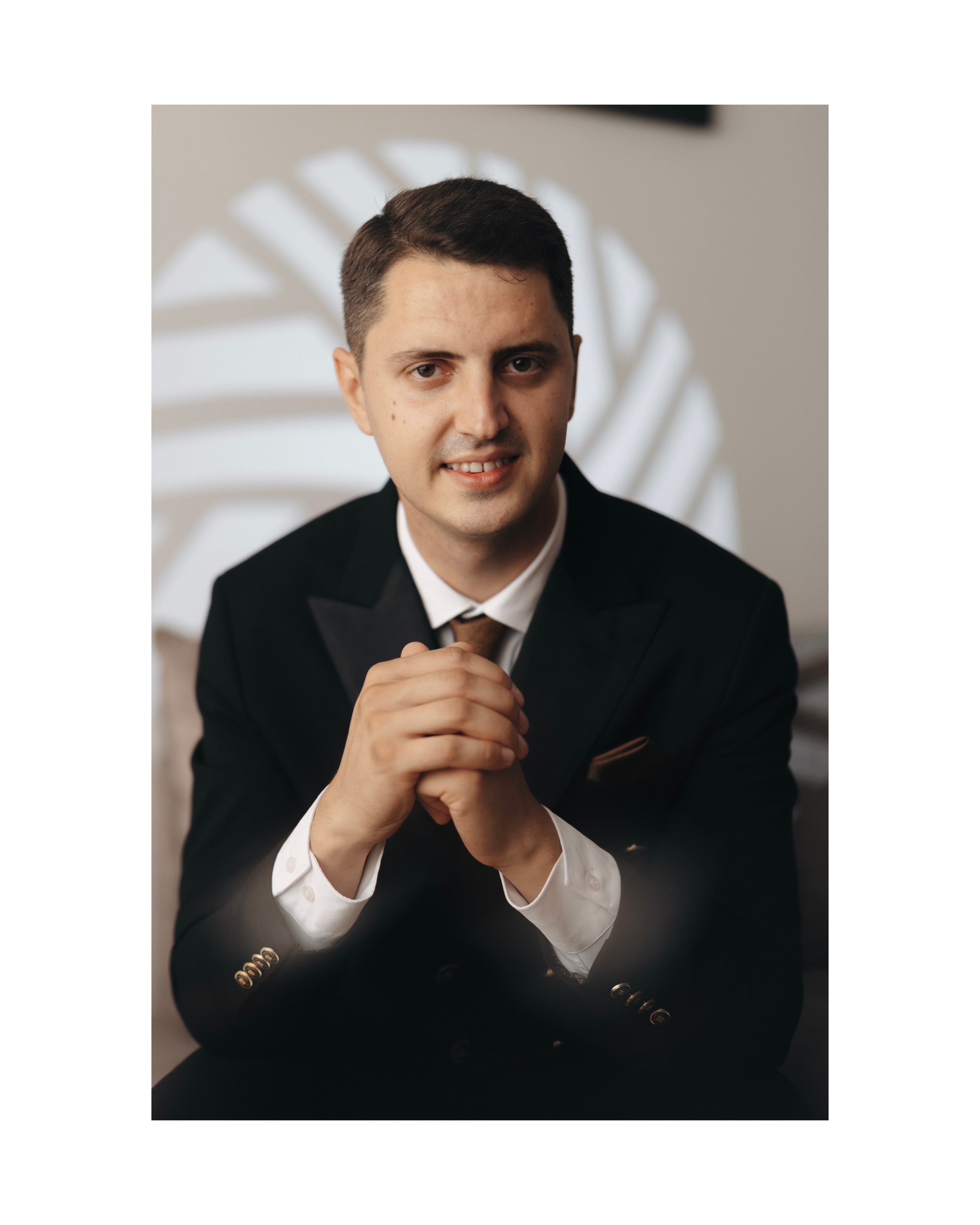 Mădălina & Dan | Heritage of Love. Ovidiu DRON Photographer — Fotograf de Nuntă și Evenimente în Suceava, România