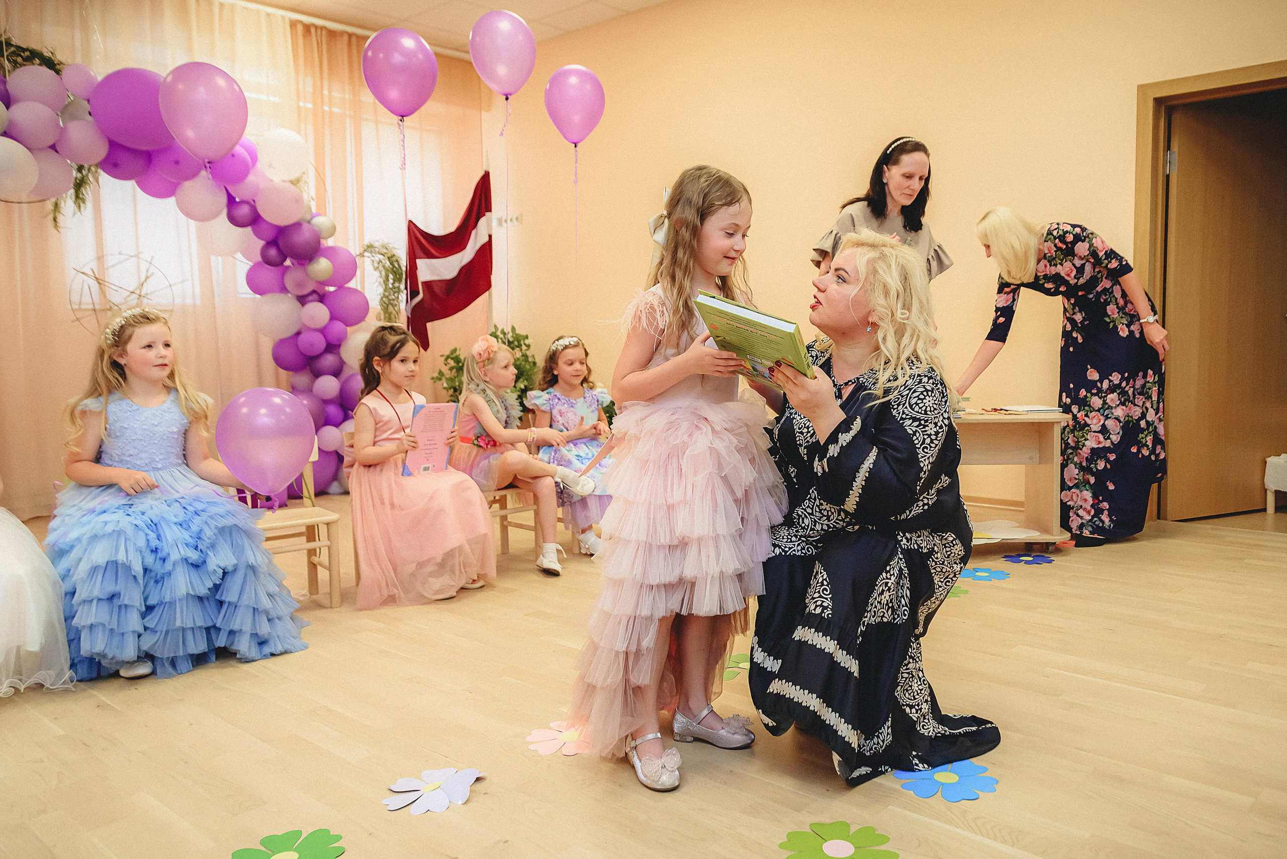 Bērnudārza «Laimiņa» Izlaidums. Photographer in Riga. Family, private and commercial photogrpahy