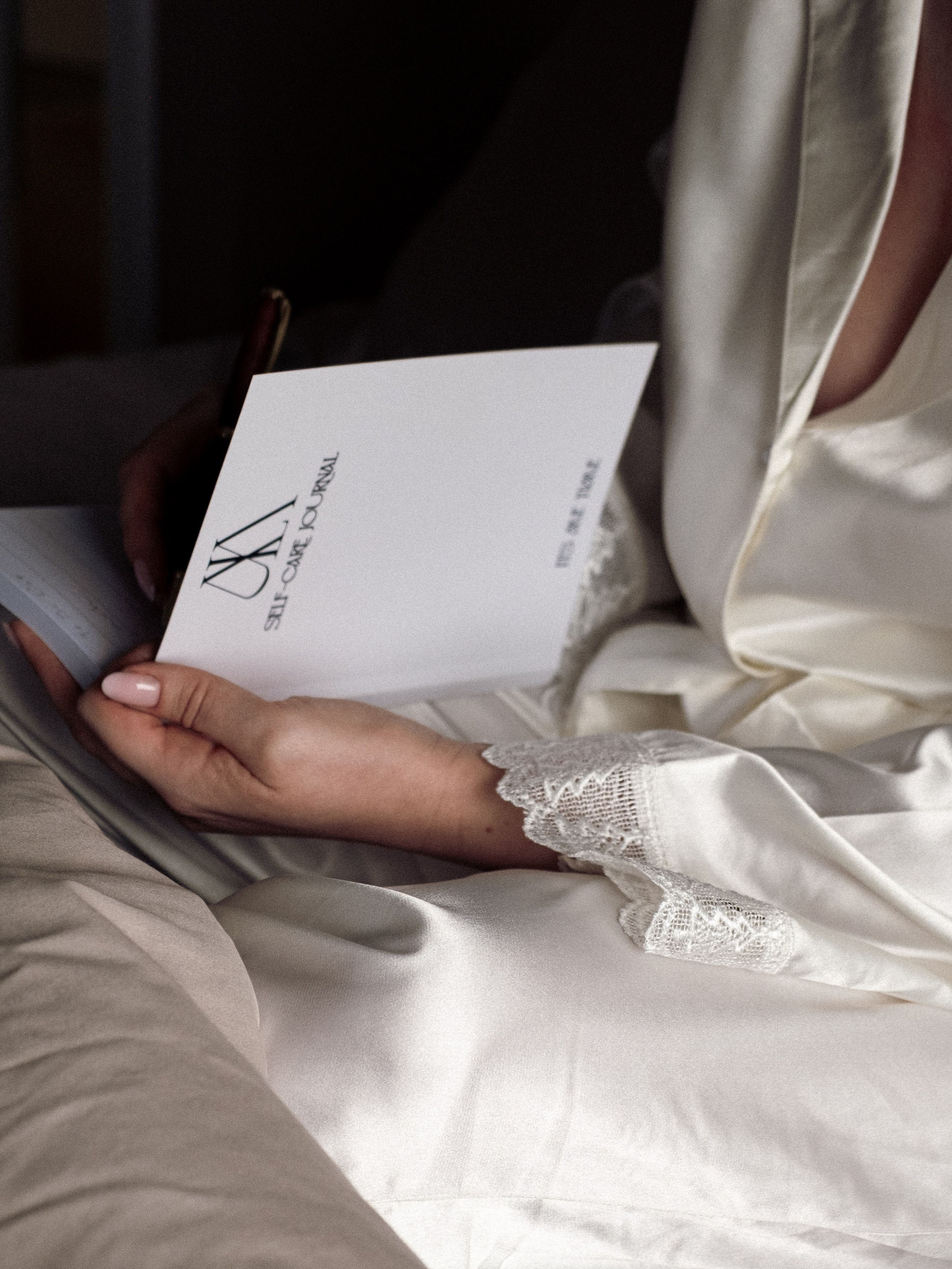 Brand. LilyMoon. Alforlove.com