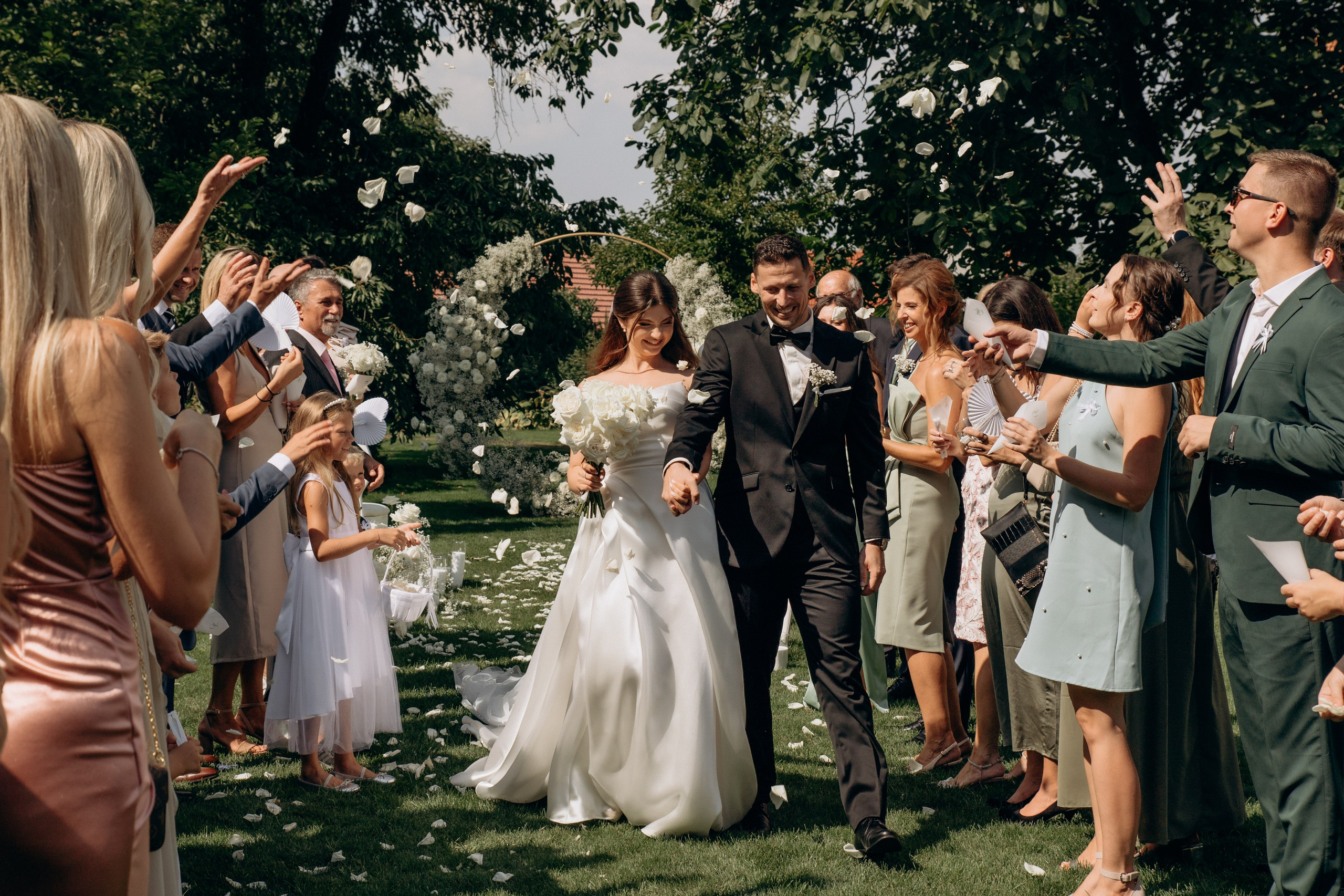 Wedding moments at Na Kmine