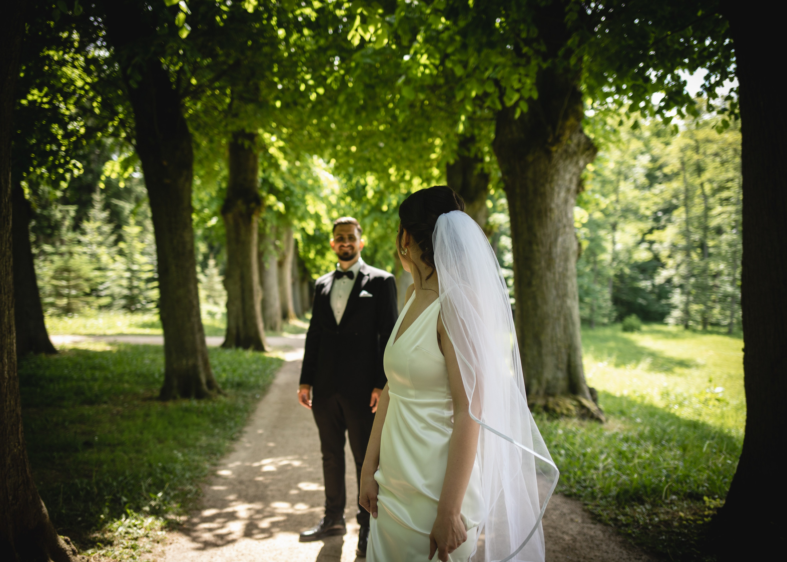 Vida | Martin. Professional wedding photographer in Copenhagen, Denmark — Julia Byron