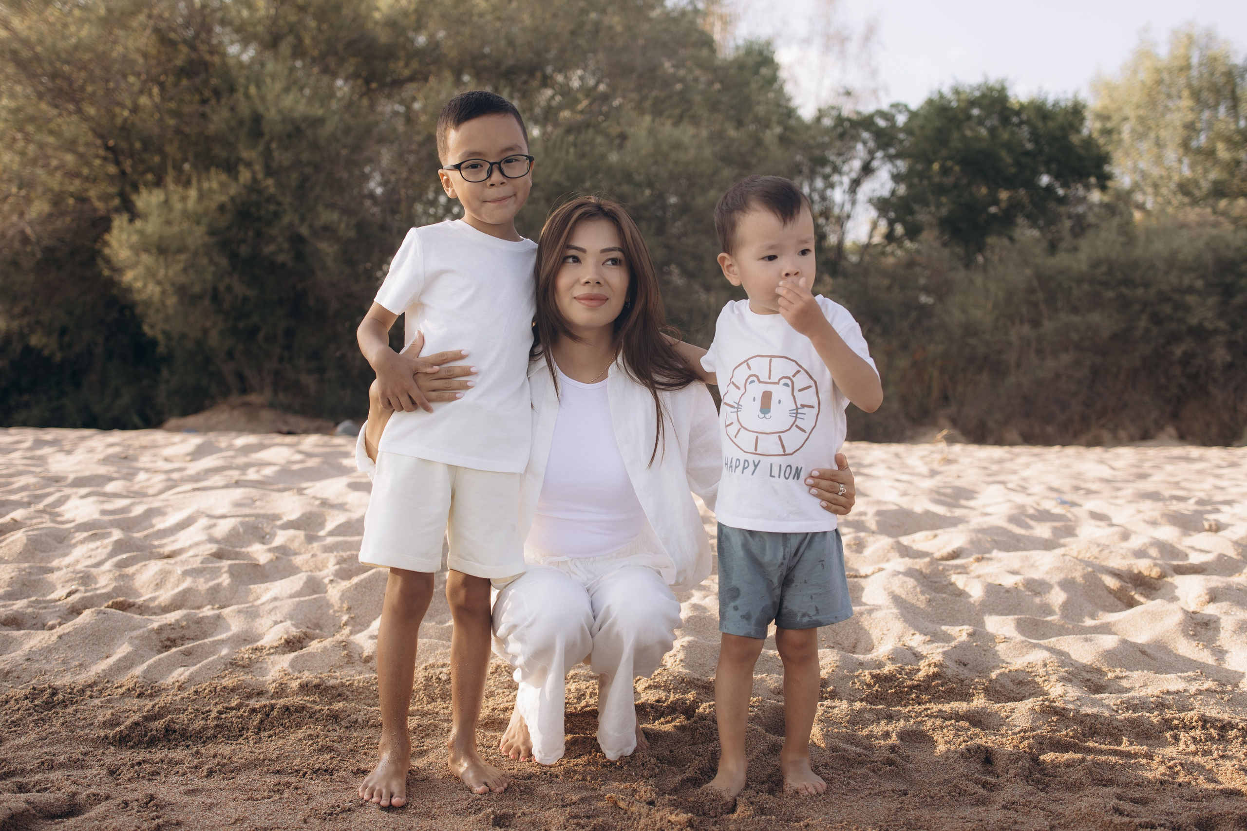 Family at Sunset. Фотограф родов, семей и новорожденных малышей в Дубае