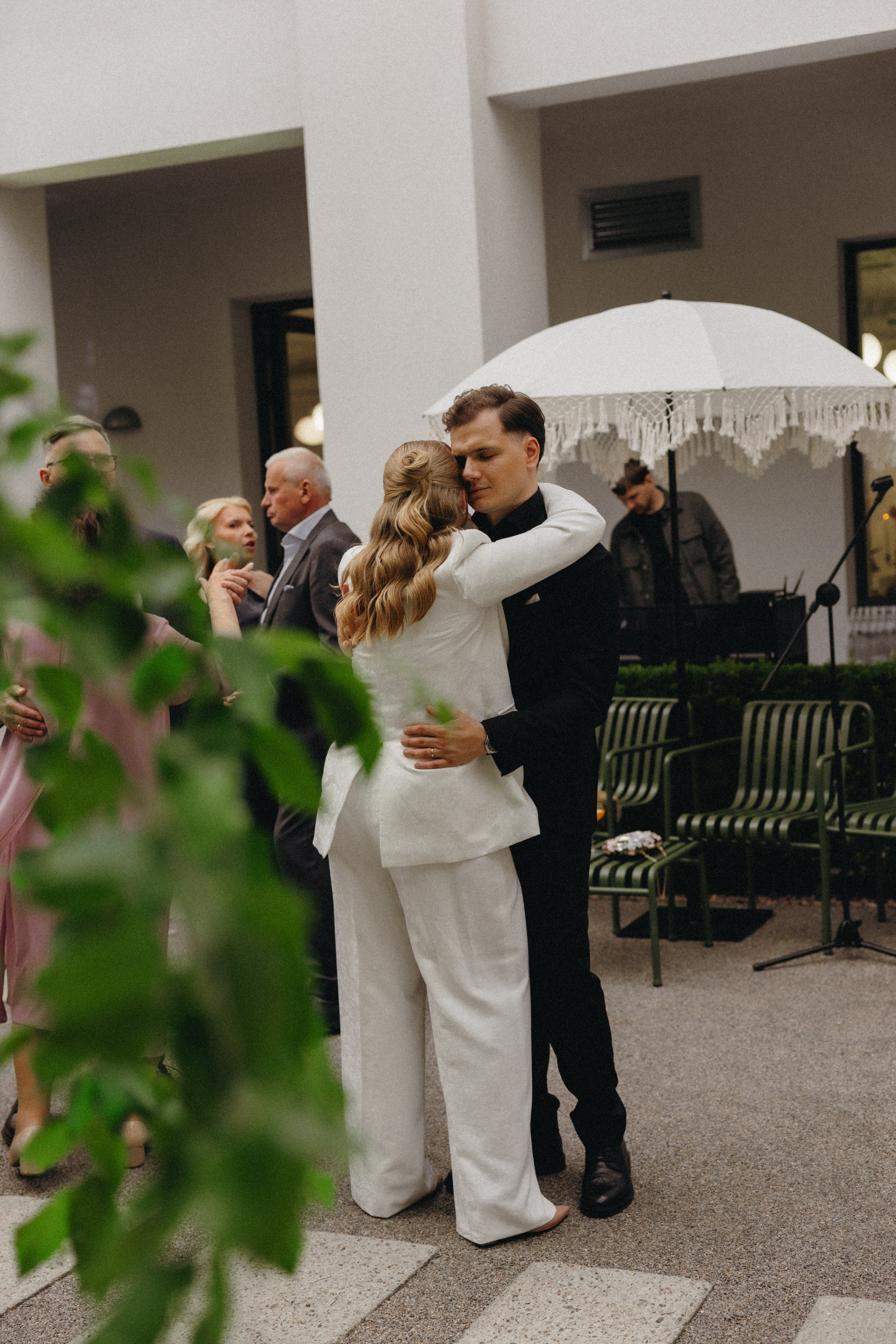 Paulina ir Deivydas | vestuvės Vynvytyje | Kaunas 2025. Vestuvių ir šeimų fotografė Lena Bondarenko / belove photo