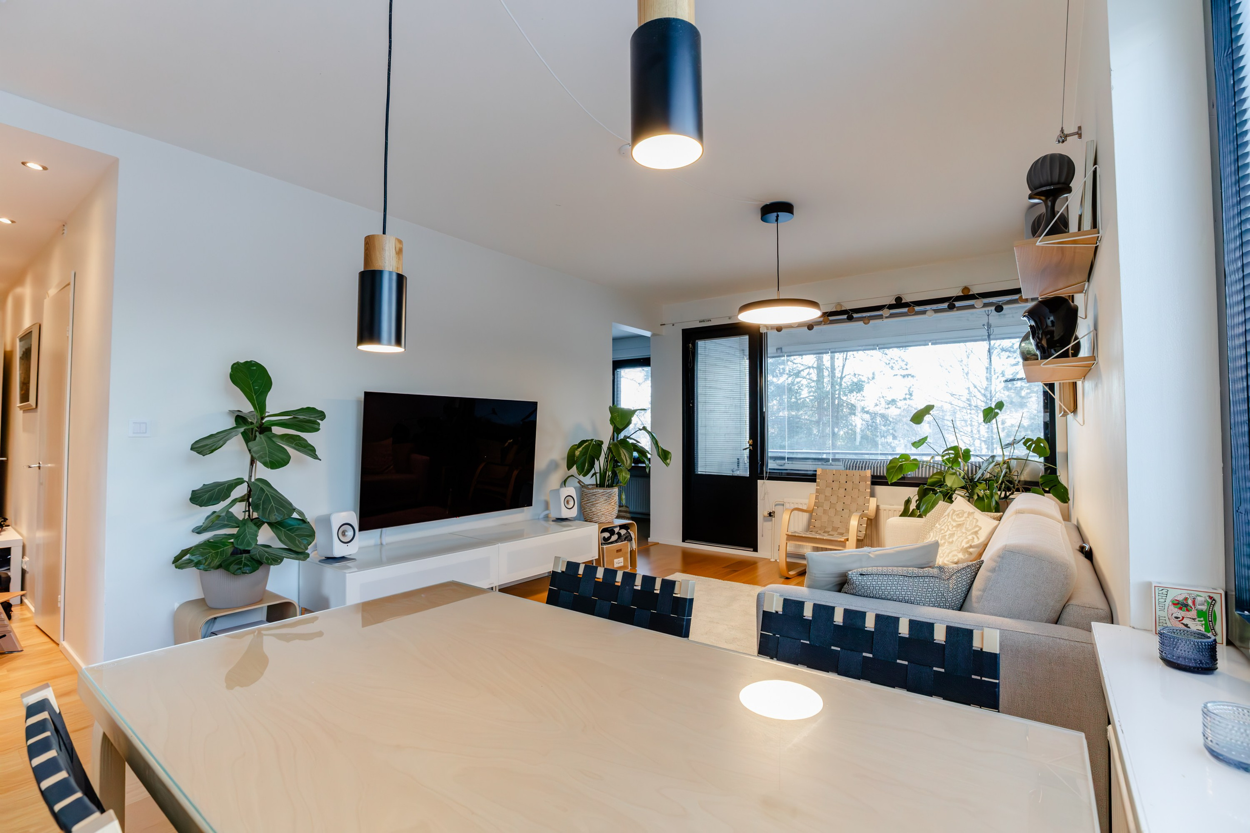 Aiheen valokuvaus. Ekaterina Mansur, muotokuvafotografi Suomessa (Helsingissä ja Uudellam