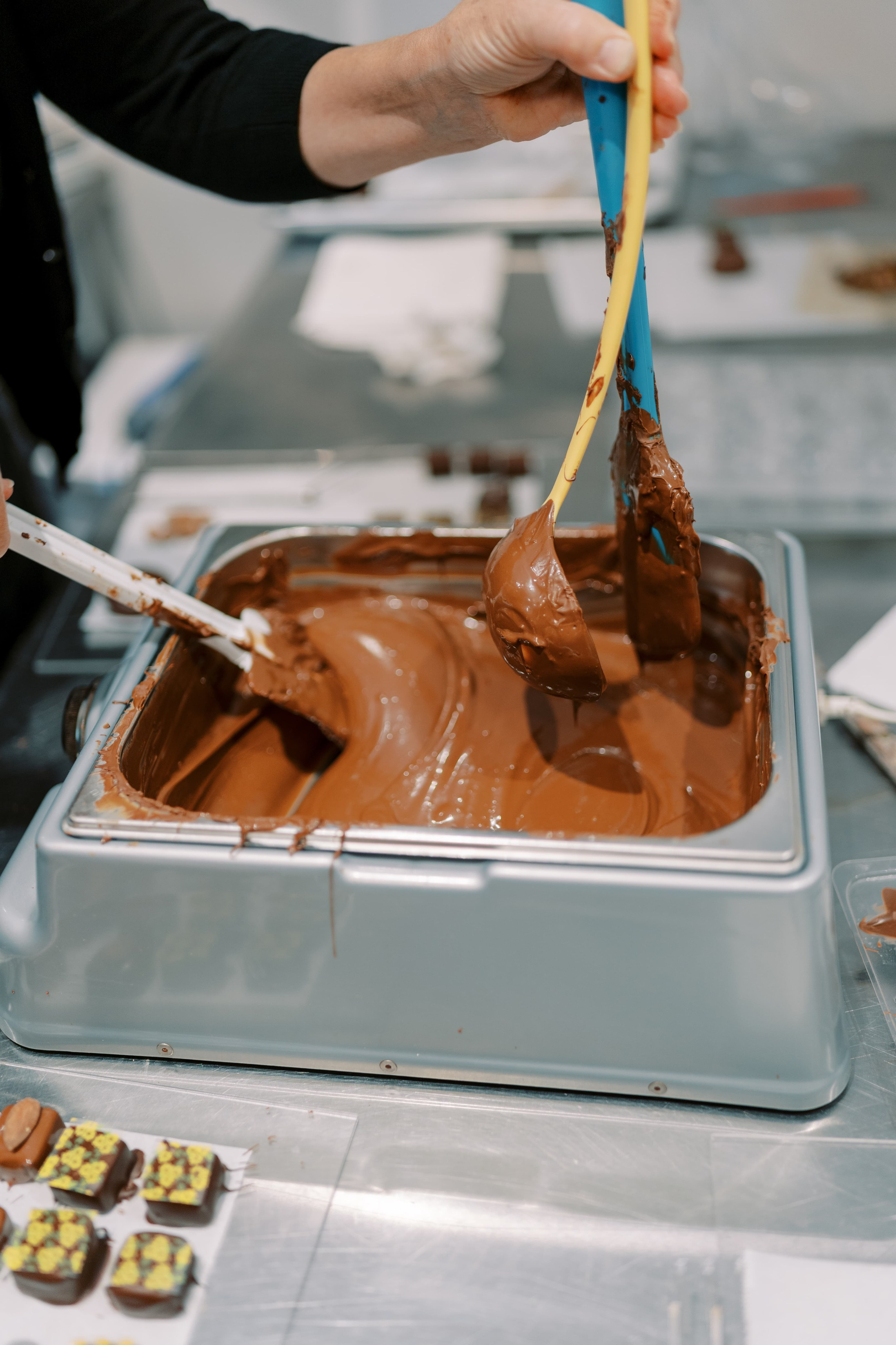 Event: Chocolate-Making Workshop. EVAN ARISTOV WEDDING PHOTOGRAPHY — Seattle Wedding Photographer