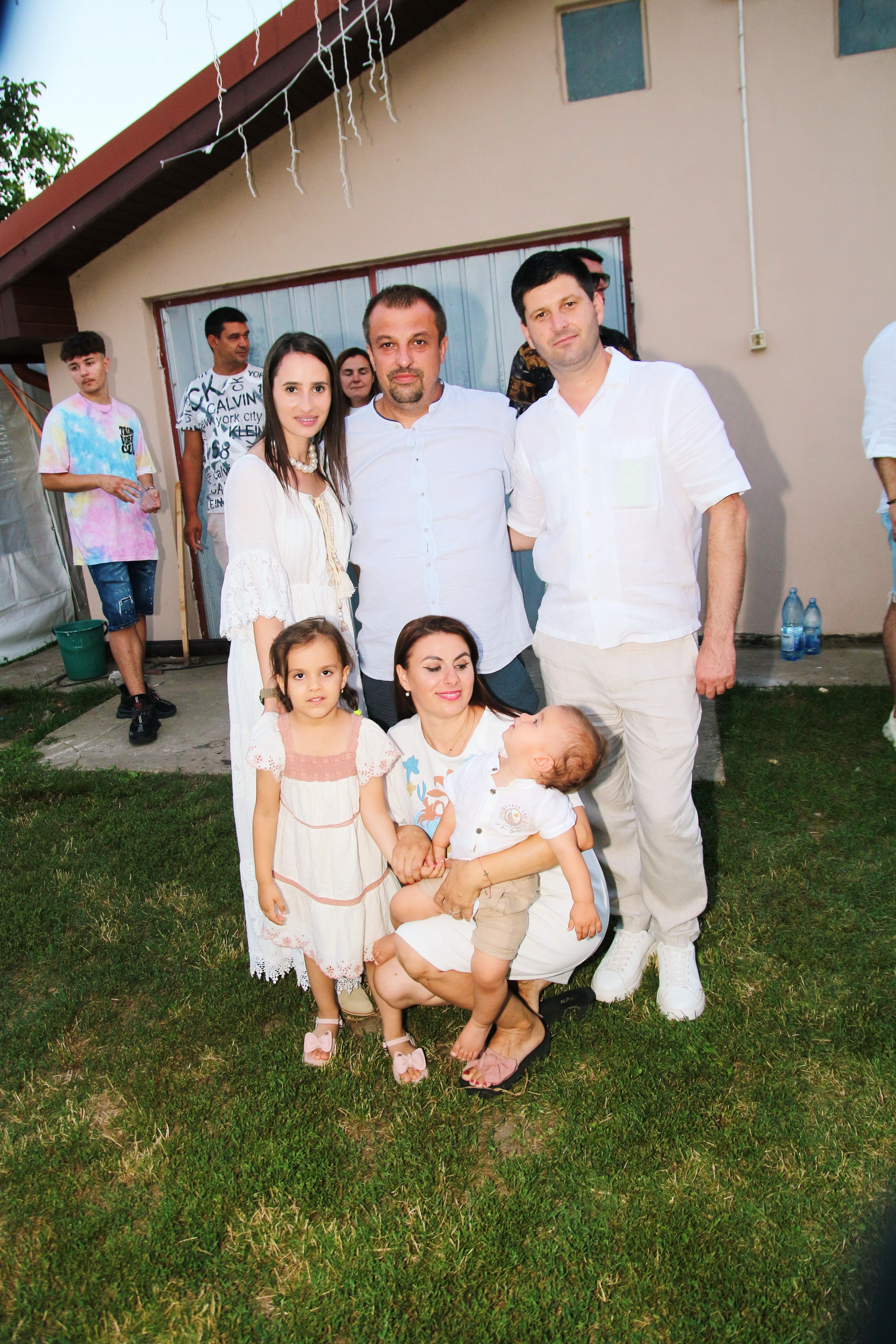 BYZO MEDIA. PETRU BYZO - family and children photographer in ROMANIA