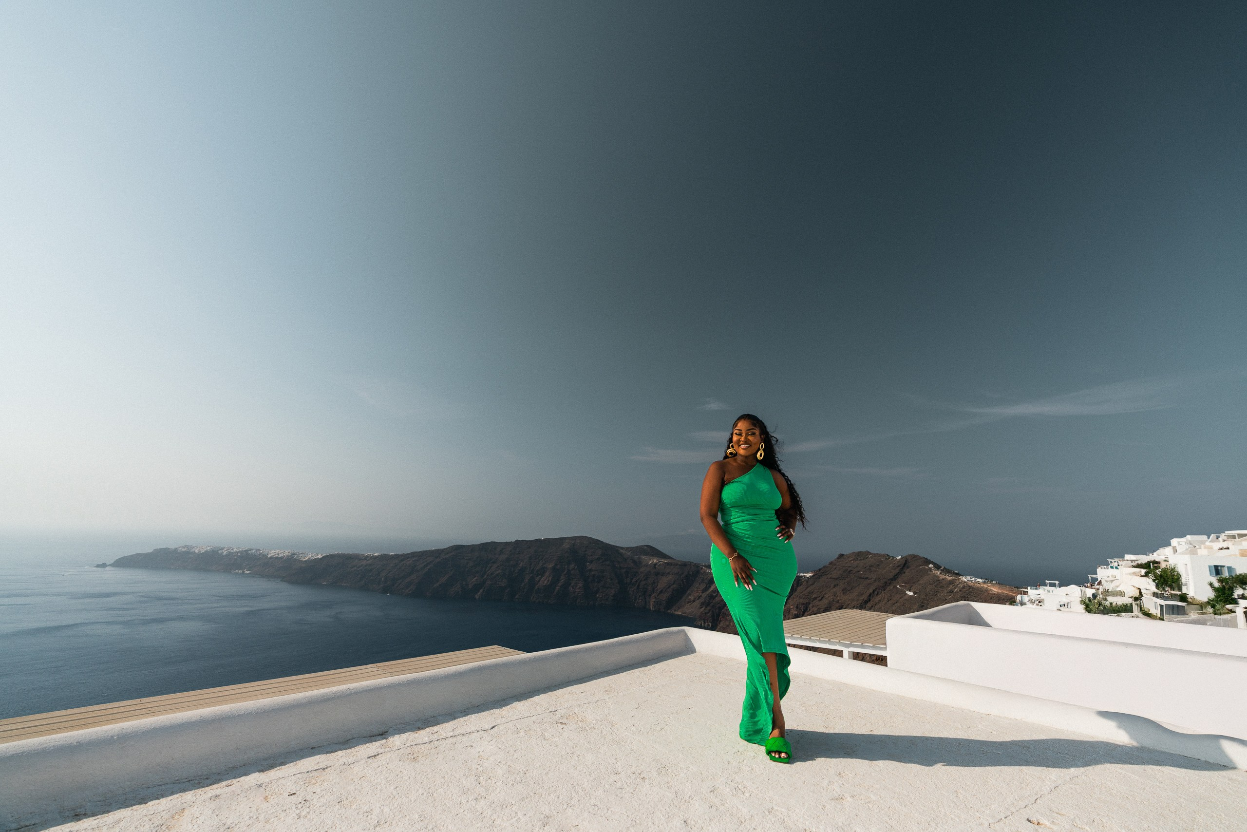 Queen. Denny Savon — Photographer in Santorini | Weddings, Love Stories & Flying Dress