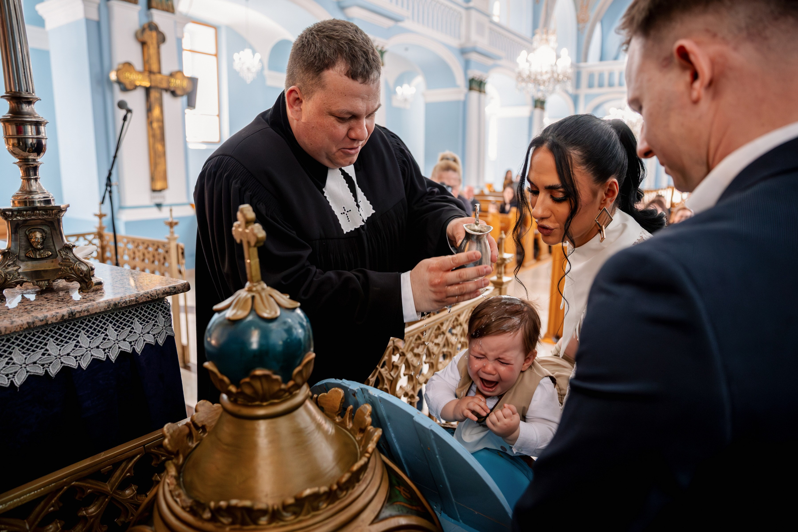 FOTOGRAFISANJE KRŠTENJA. Fotografi iz Backog Petrovca David i Andrea Stojanovic