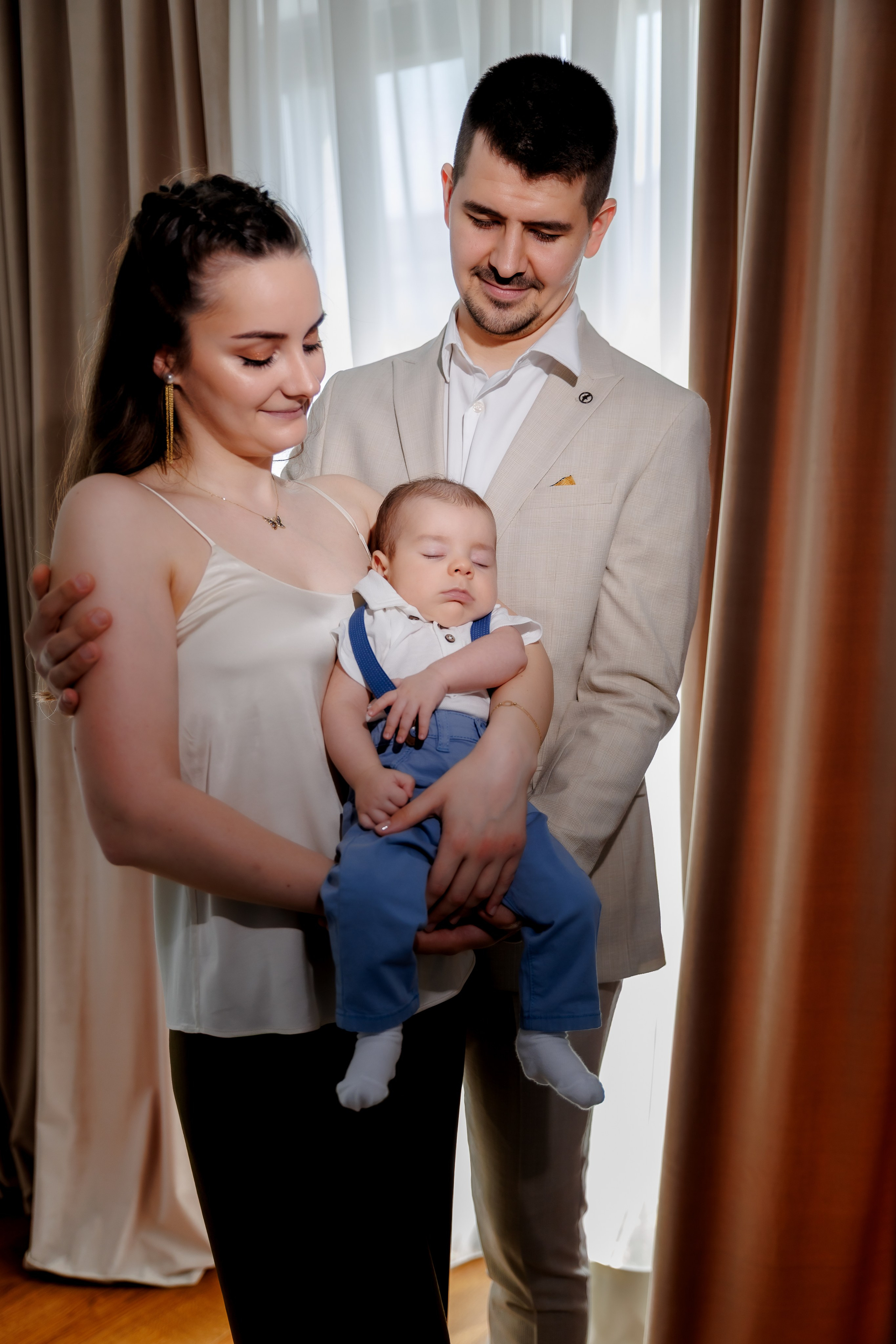 Vladimir Mihai - Botez București. Fotograf Profesionist Pitesti-Bucuresti| Mircea Seinea