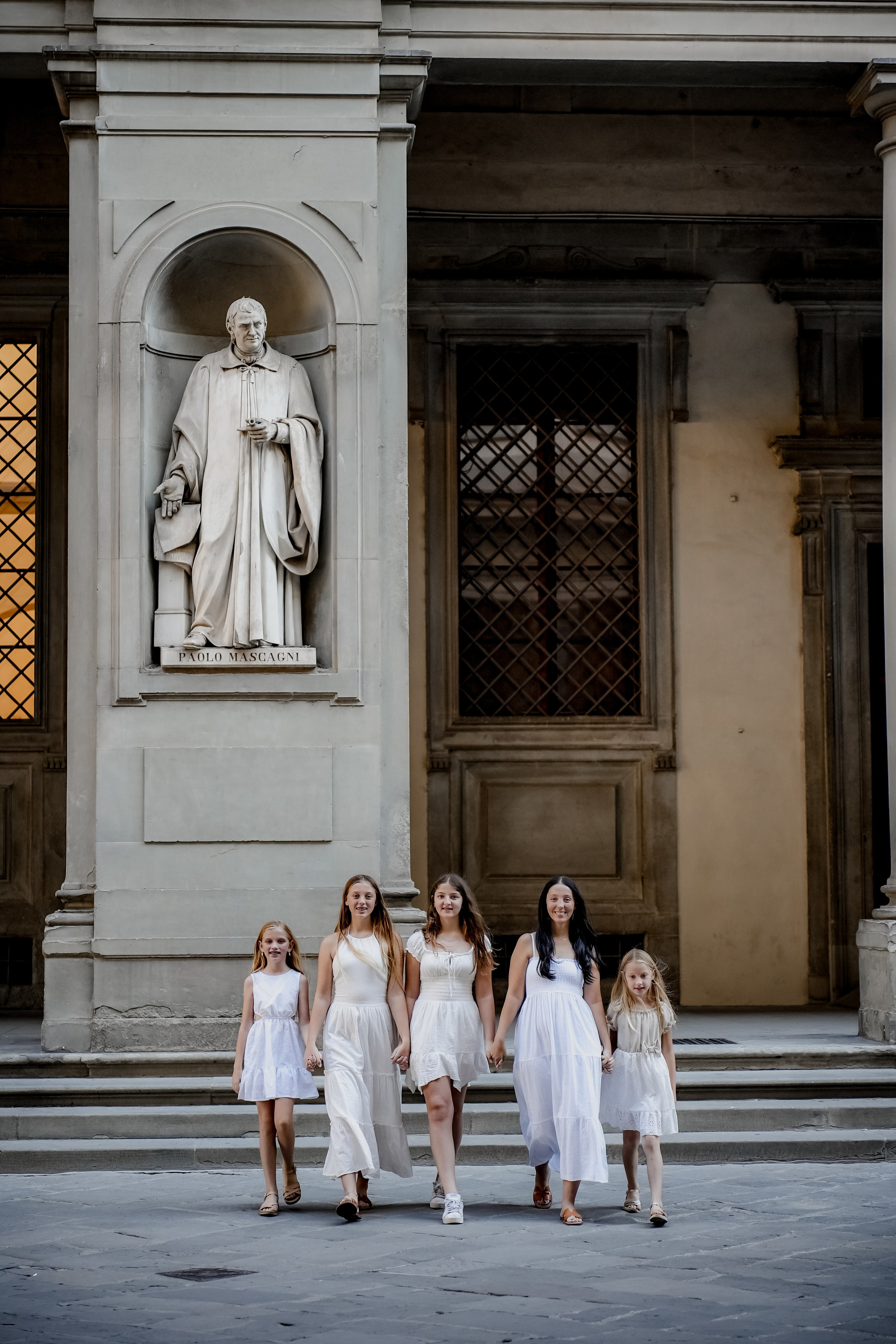 Stella & Family. Wedding Photographer in Italy
