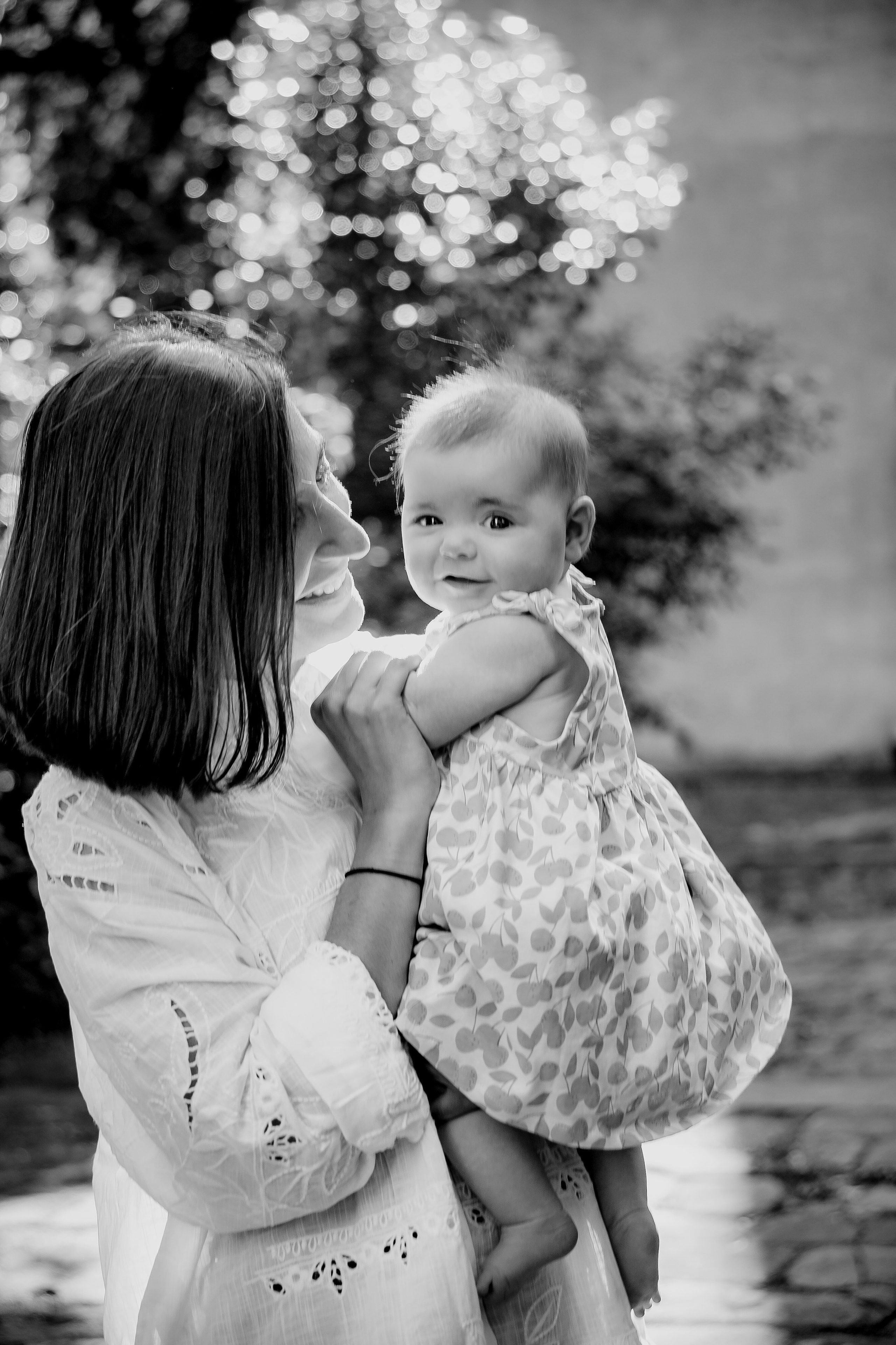 Sarah & Clementina. Wedding Photographer in Italy