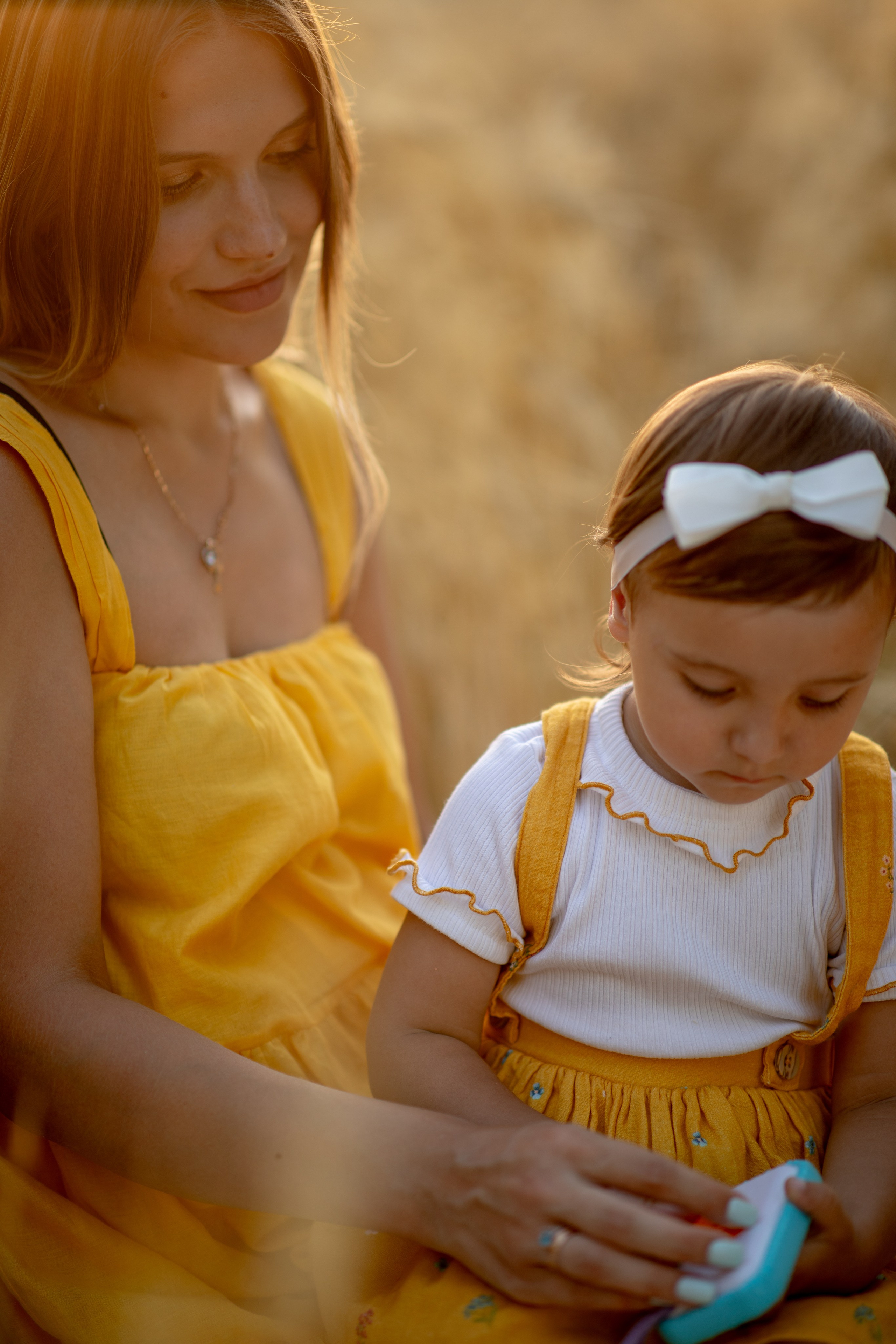Family photo Maria si Elenica. N.D.photograph - fotograf de familie și portrete în Republica Moldova
