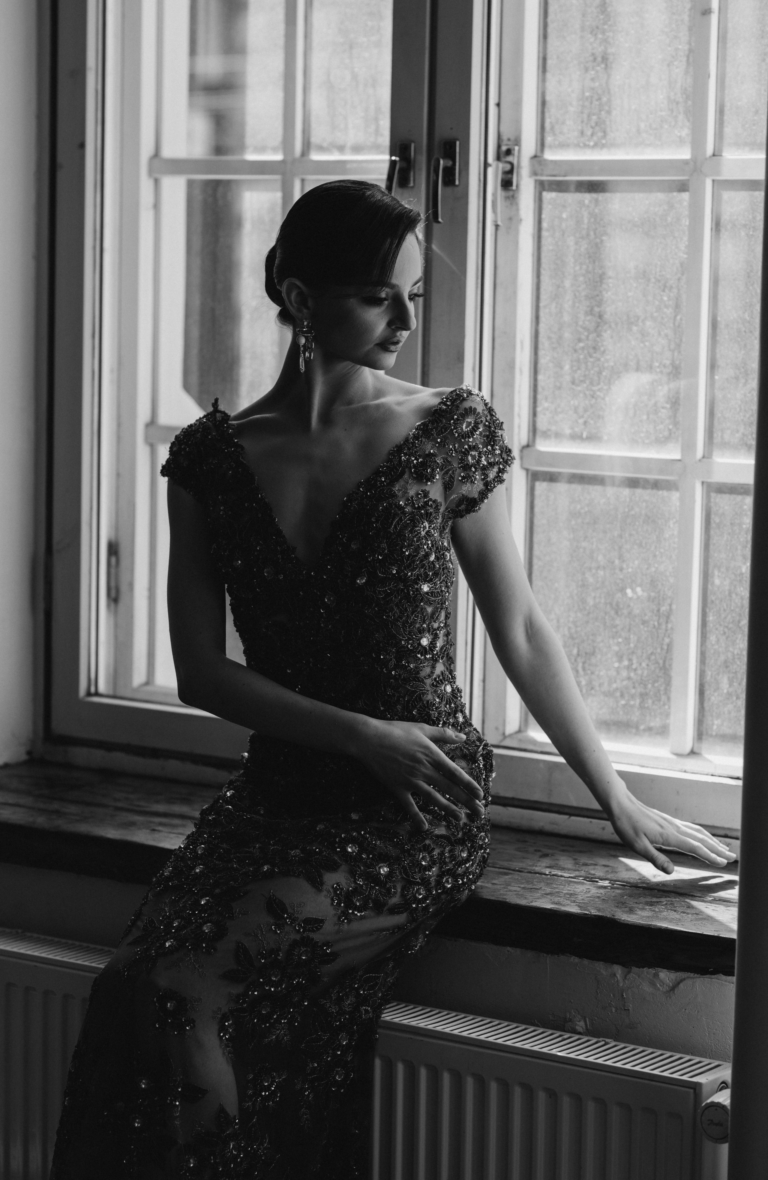 Riikka Couture, Riikka Ikäheimo, Violetta Keller, Portrait, Dancer. Wedding and potrait photographer in Helsinki Vickan O