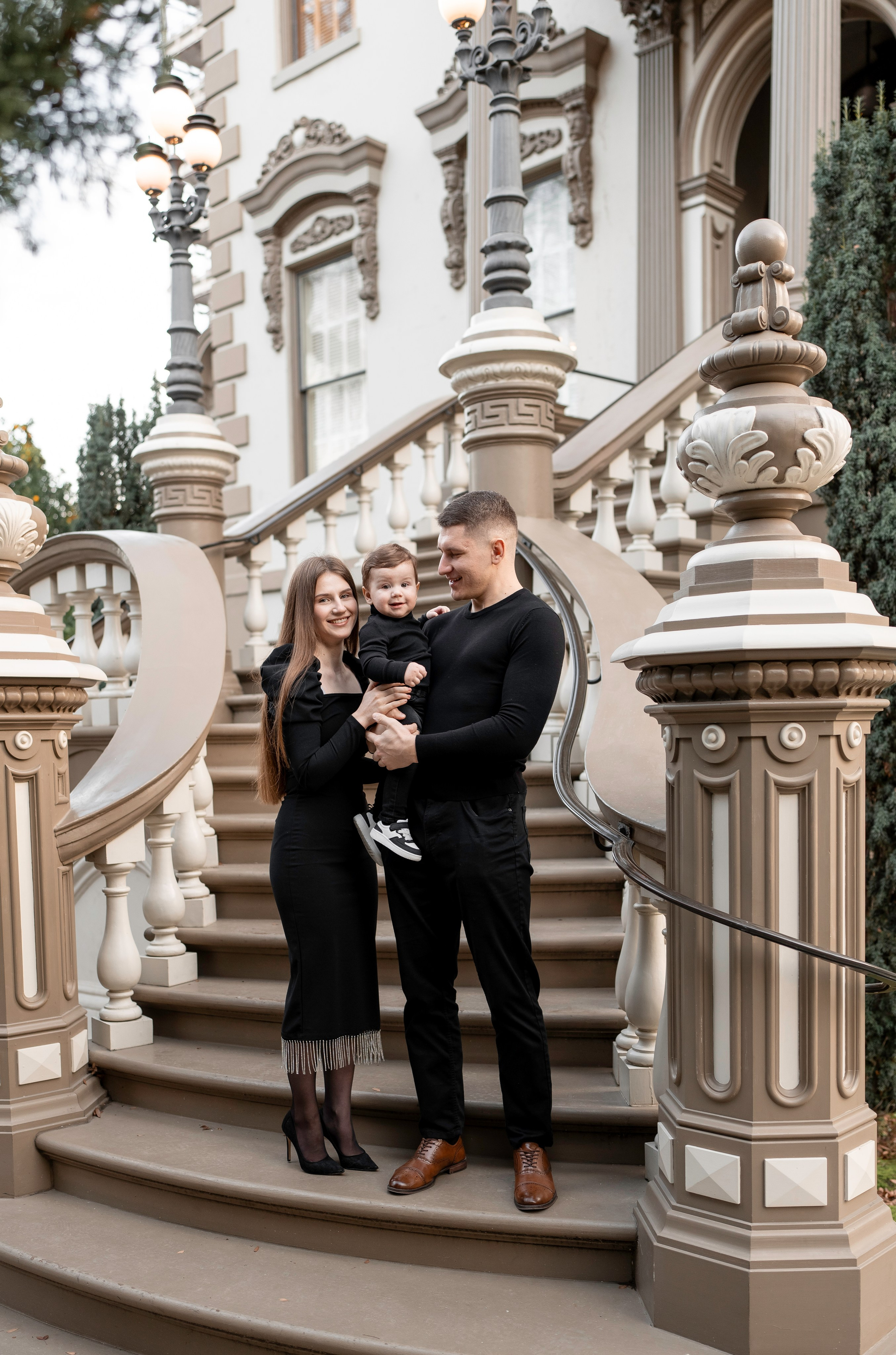 Artem, Nadia & Elisha. Family photographer in Sacramento | Sofia Pavenko
