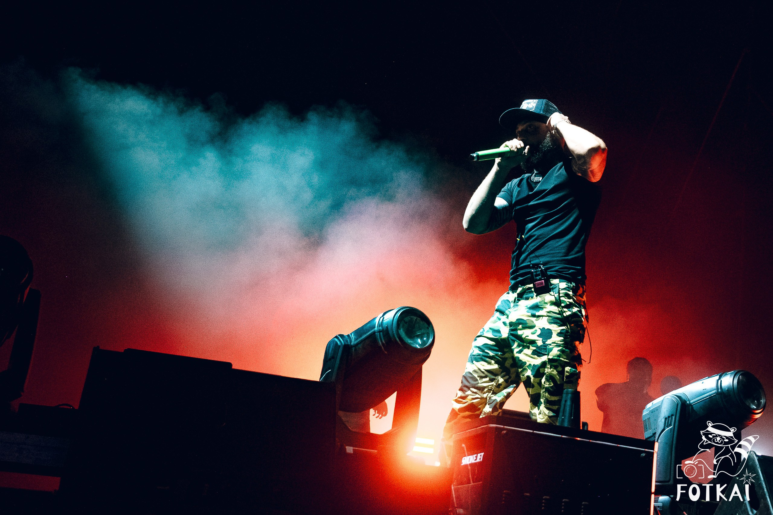 JC Reyes at Brilla Torrevieja Festival — Live Concert Photos in Torrevieja, Spain, 2026 | FOTKAI