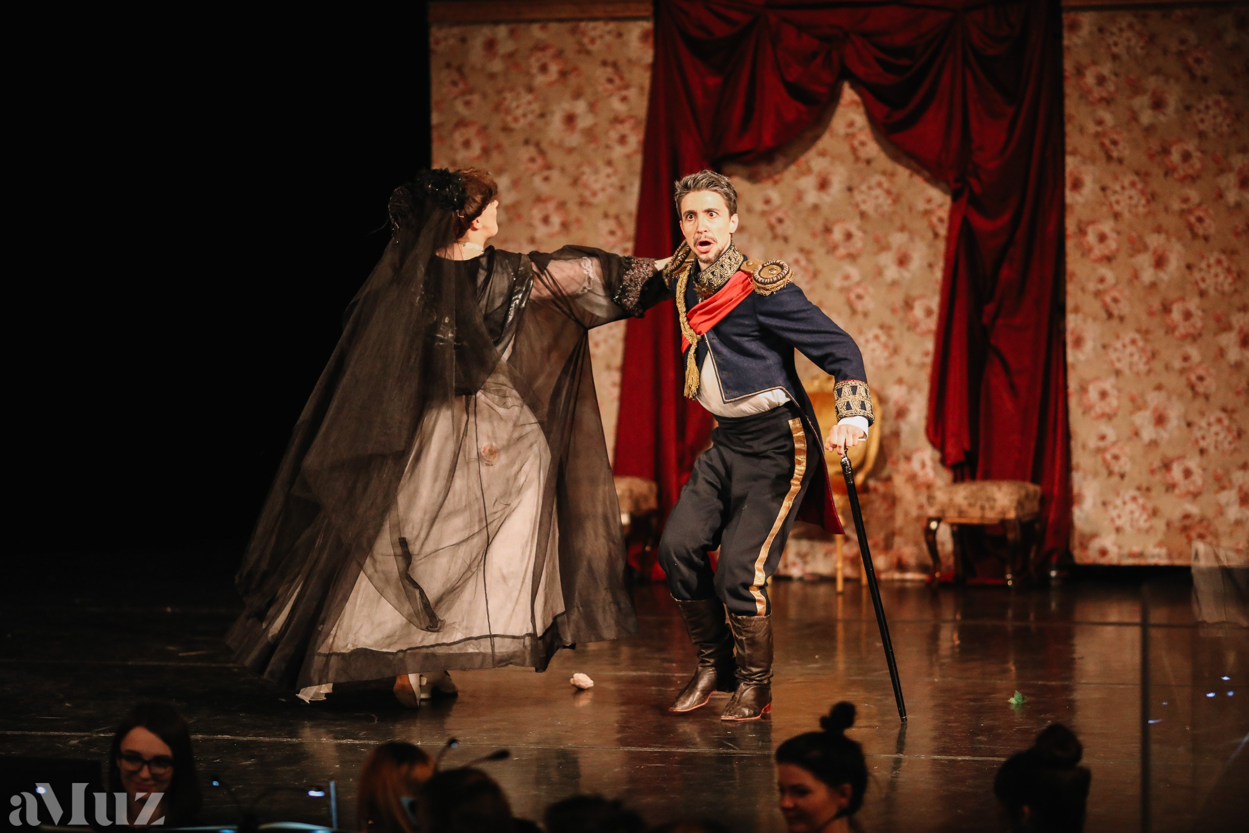 Opera Łąkowa. Fotograf Ślubny Warszawa - Sesje Biznesowe Rodzinne Eventy