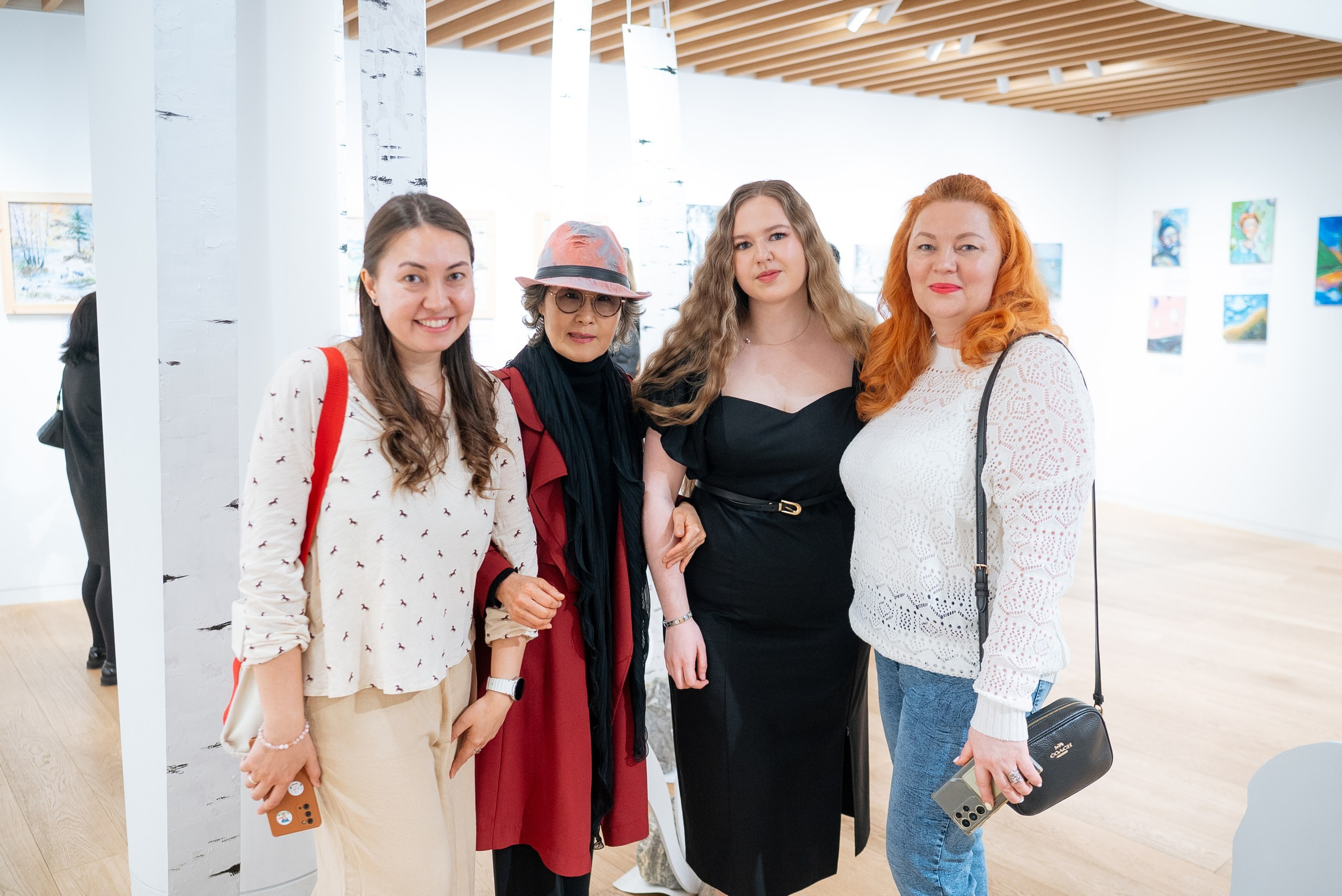 Abracadabra art exhibition. Студия декора «Нарния»