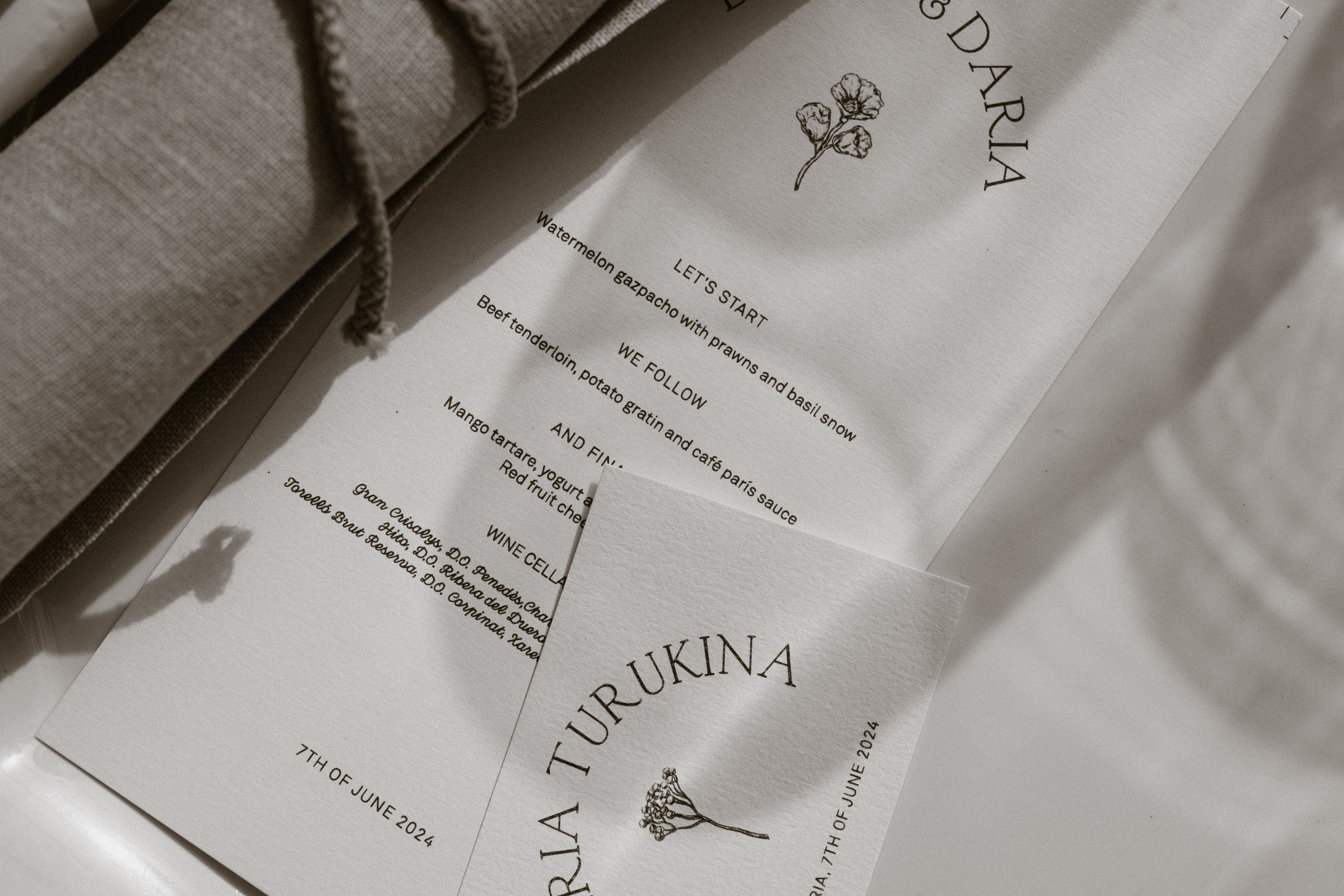 Mari & Tom. Paola wedding photographer / videographer in Barcelona