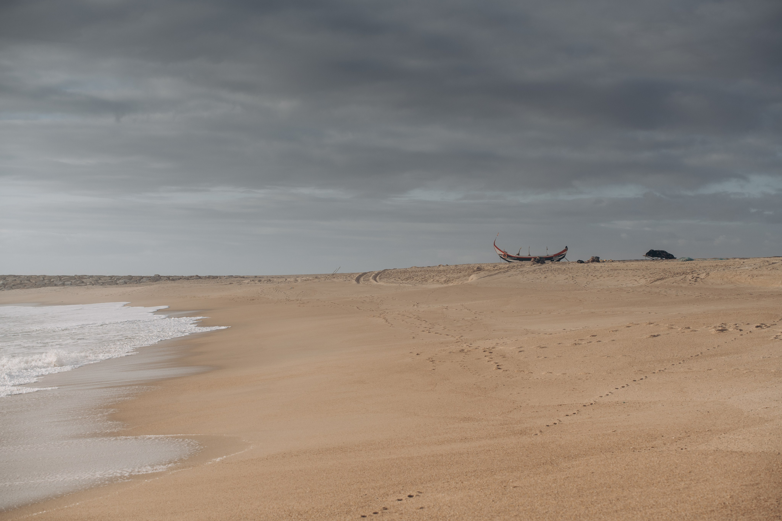 IRINA. Anastasiia Antoniuk portrait, family and couple photographer, Portugal