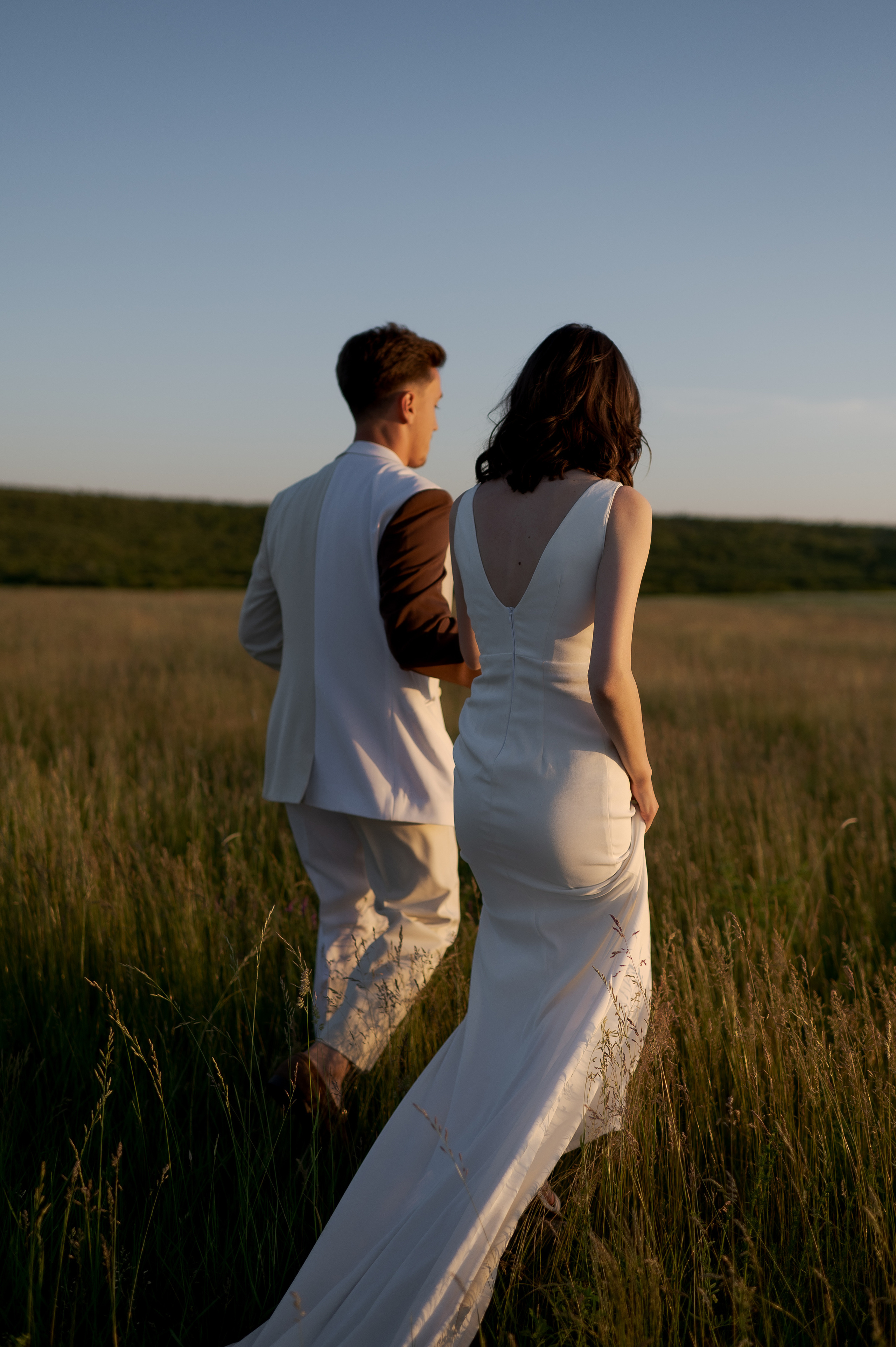 Barn Wedding in Romania at Province1965 Barn. Wedding photographer and videographer based in Timisoara, Romania