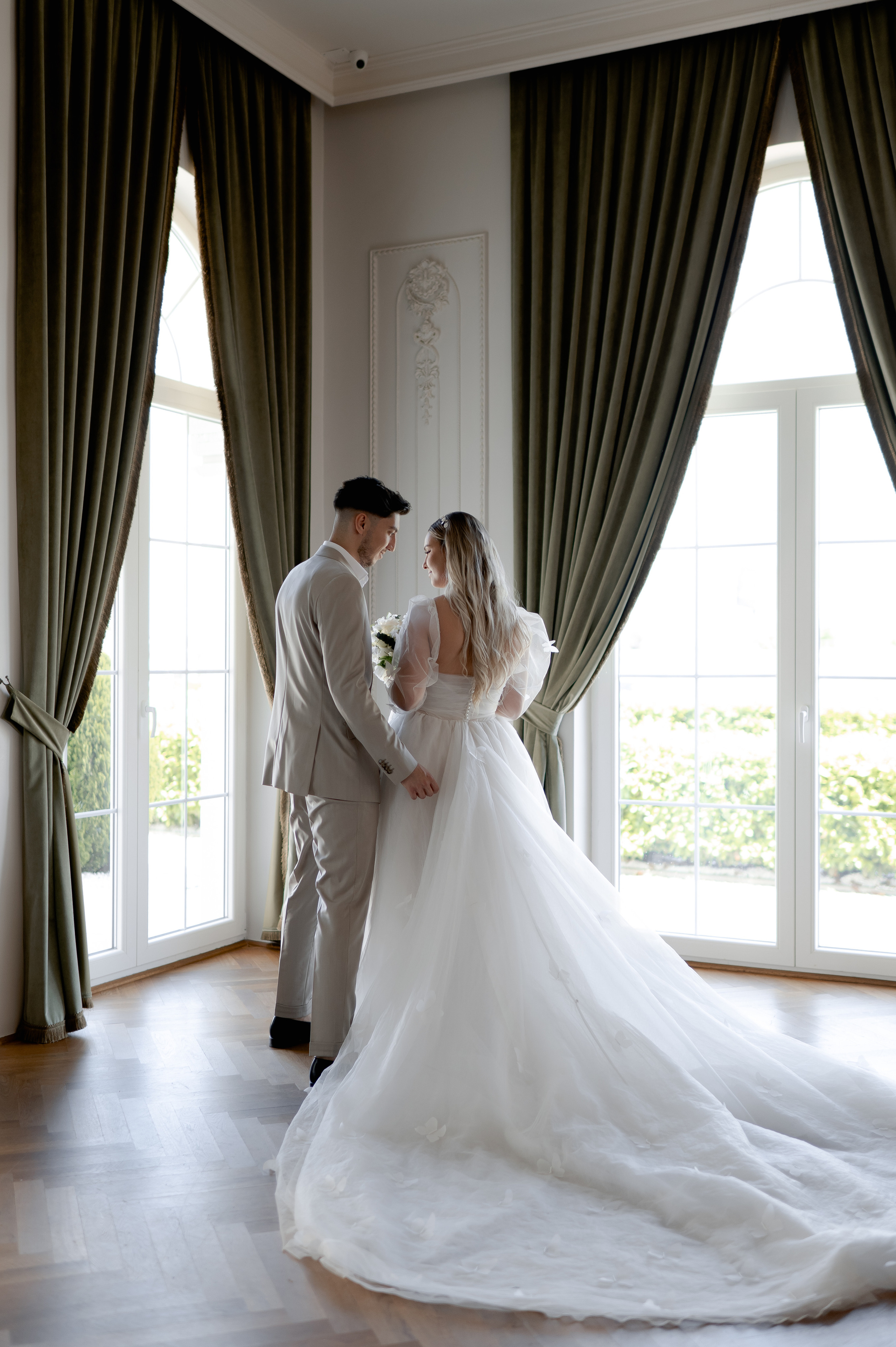 Celine and Alex | Classy wedding with a twist. Wedding photographer and videographer based in Timisoara, Romania
