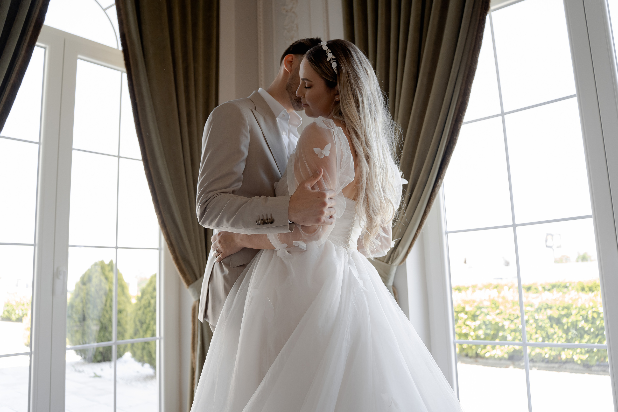 Celine and Alex | Classy wedding with a twist. Wedding photographer and videographer based in Timisoara, Romania