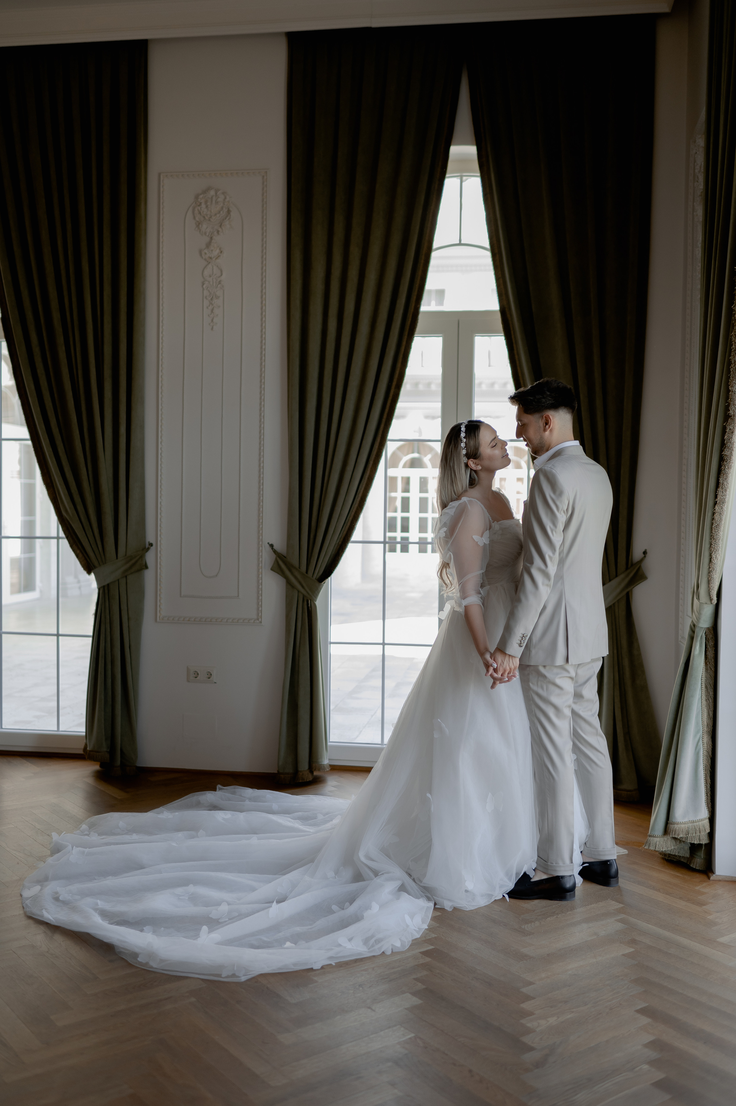 Celine and Alex | Classy wedding with a twist. Wedding photographer and videographer based in Timisoara, Romania