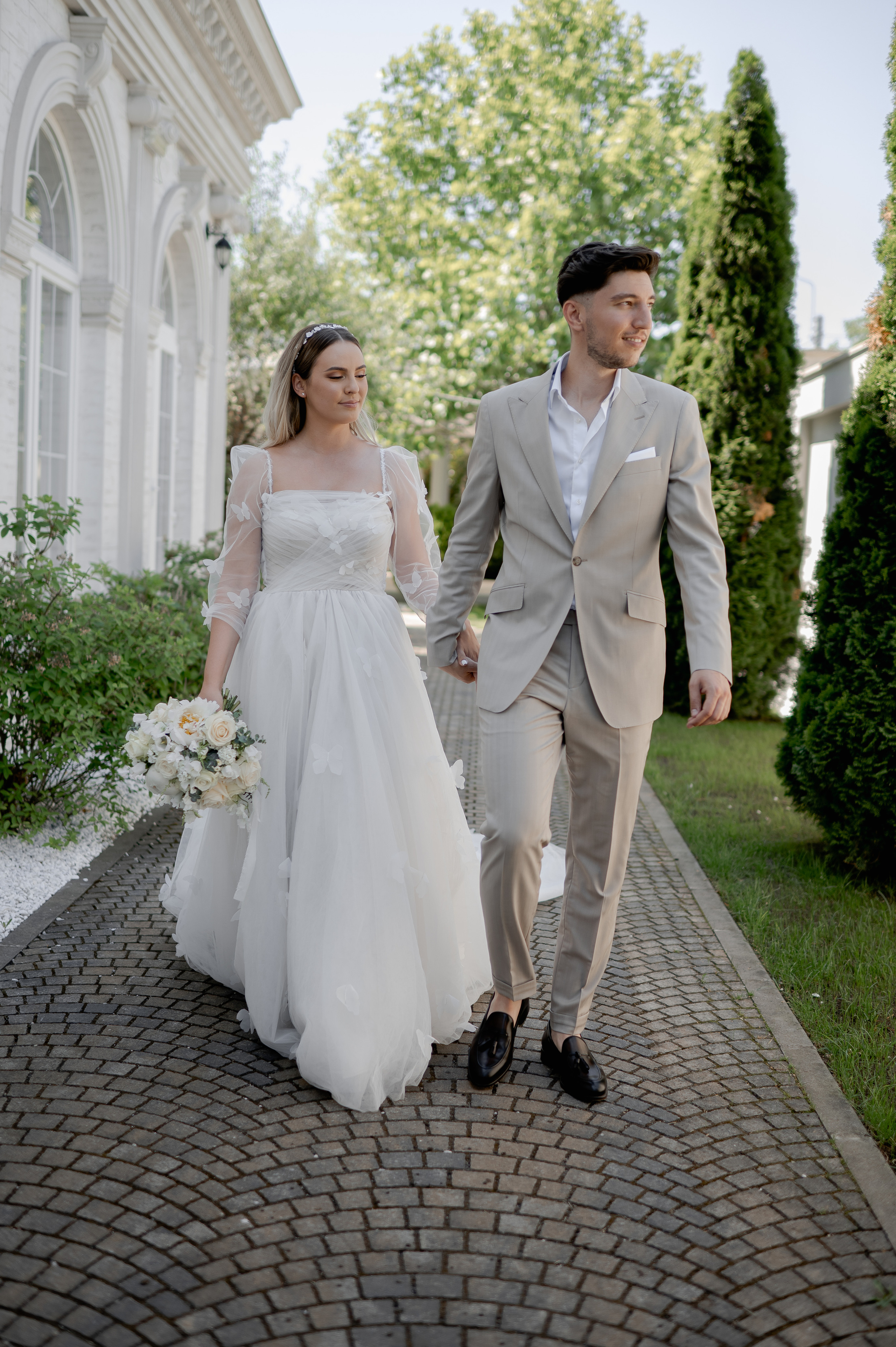 Celine and Alex | Classy wedding with a twist. Wedding photographer and videographer based in Timisoara, Romania