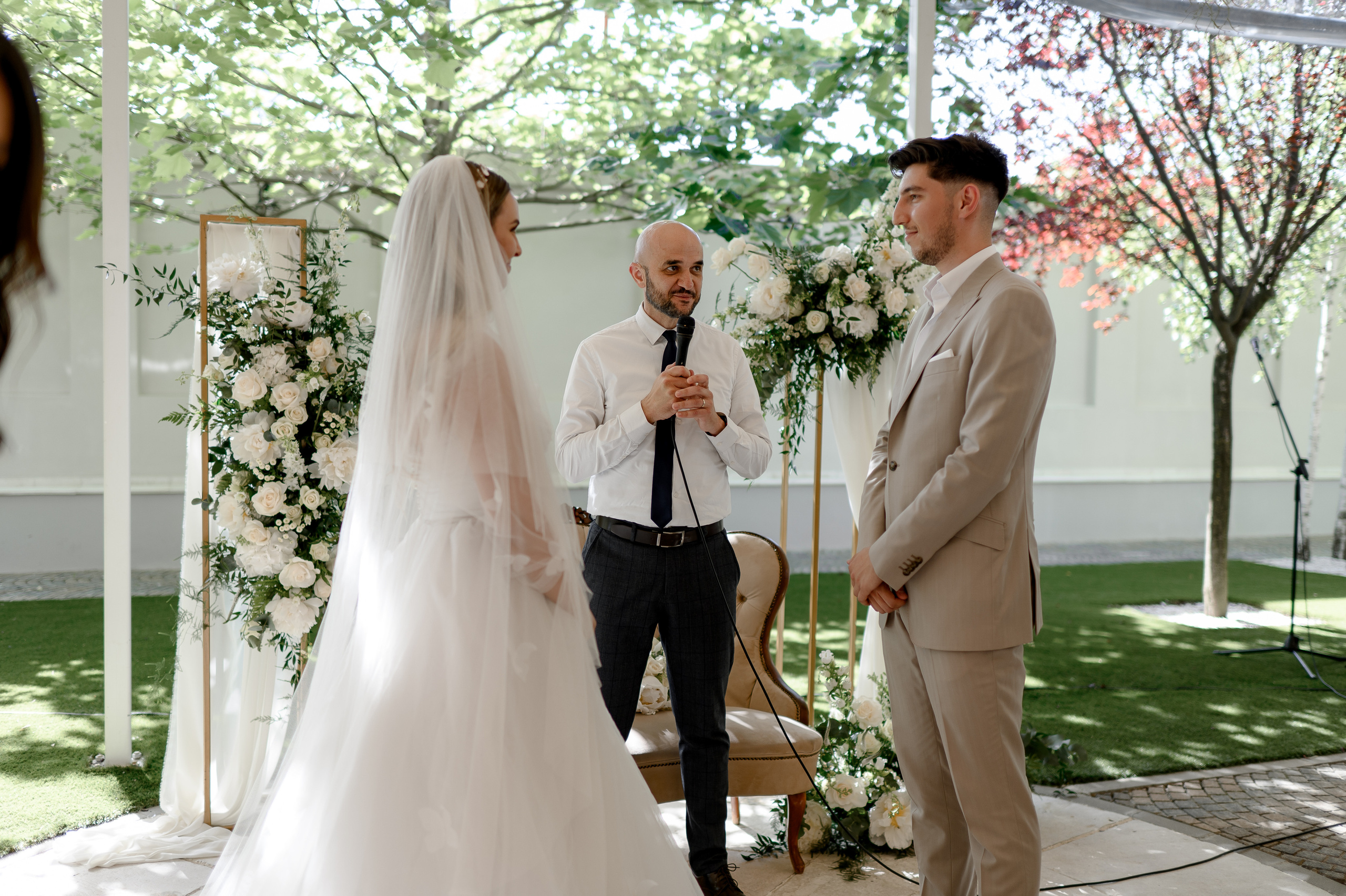 Celine and Alex | Classy wedding with a twist. Wedding photographer and videographer based in Timisoara, Romania