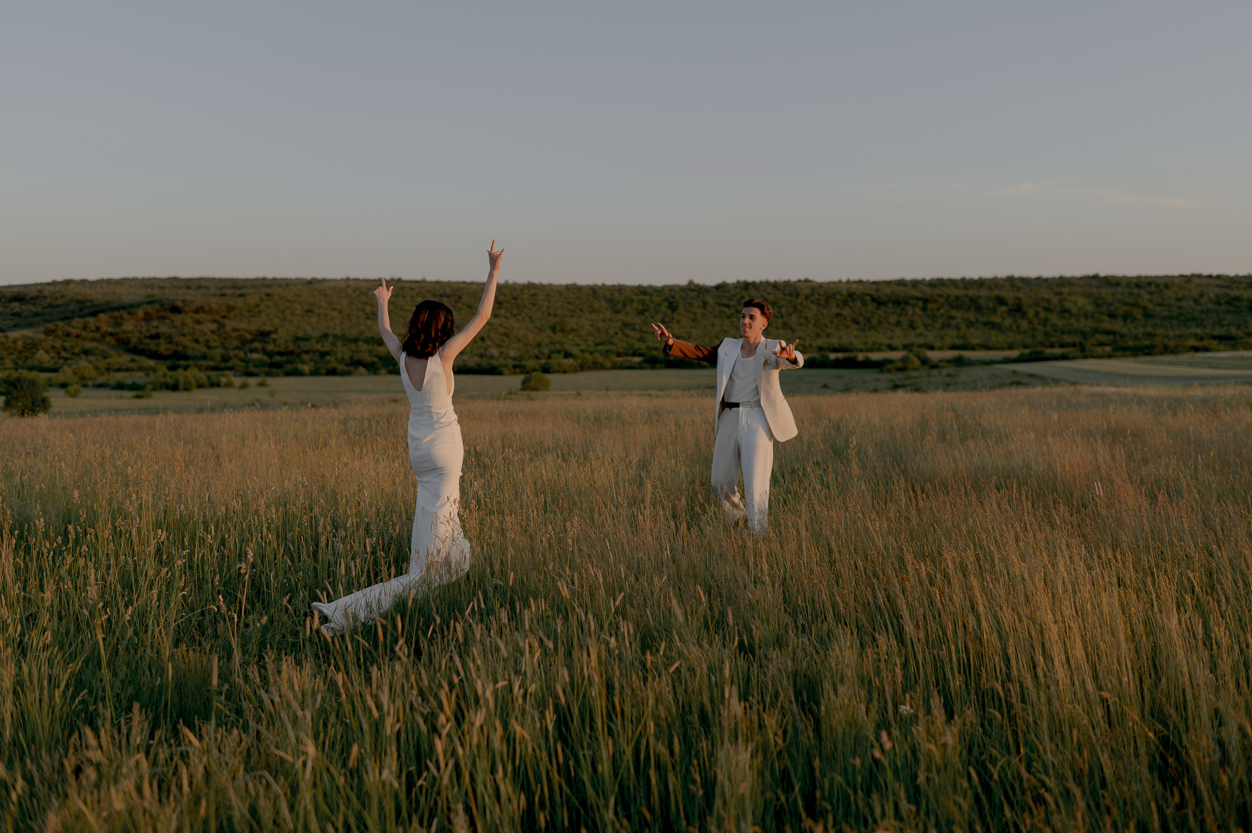 Barn Wedding in Romania at Province1965 Barn. Wedding photographer and videographer based in Timisoara, Romania