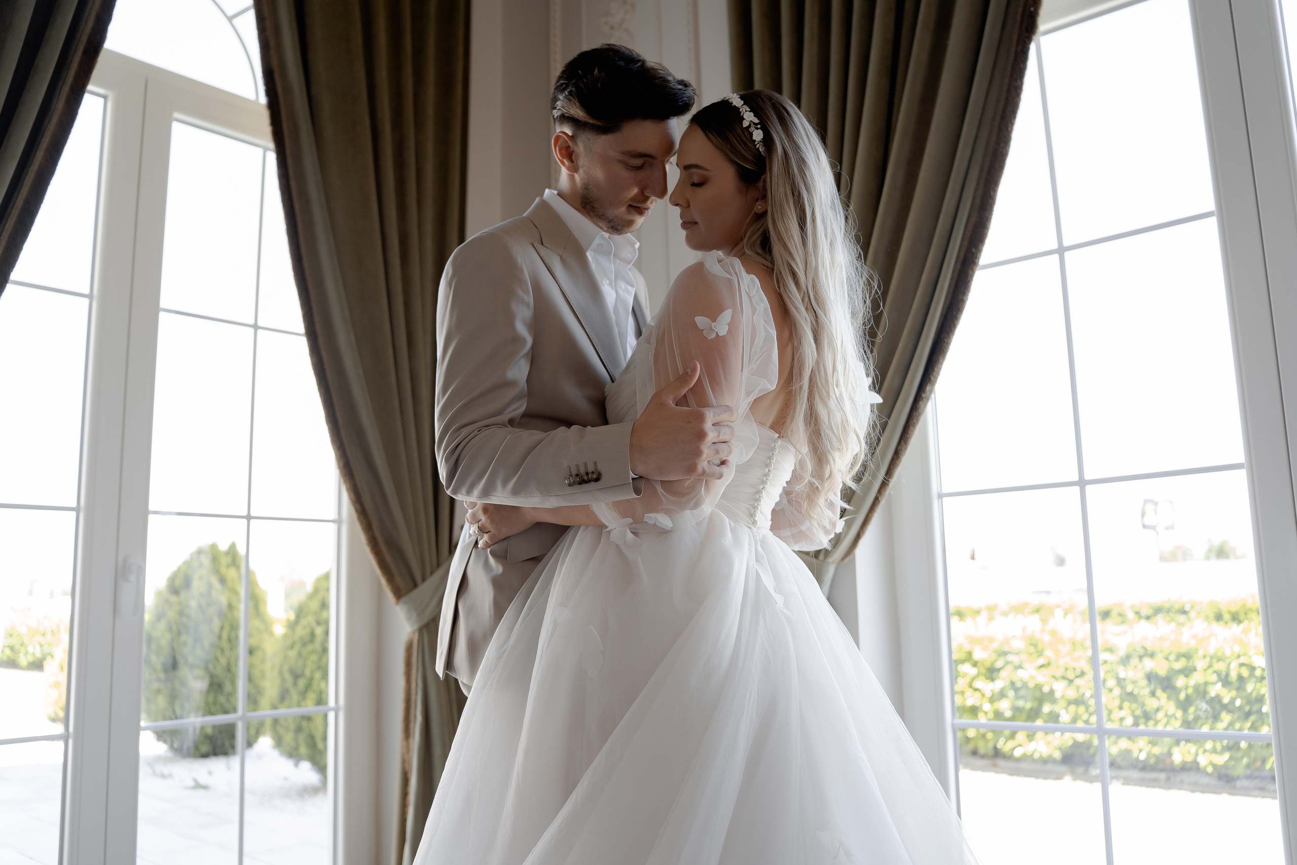 Celine and Alex | Classy wedding with a twist. Wedding photographer and videographer based in Timisoara, Romania